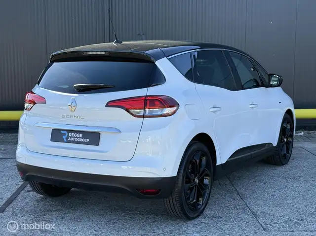 Renault Scenic view 3