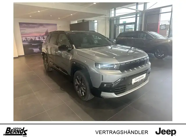 Jeep Compass 1.2 e-Hybrid First Edition NAVI SHZ PANO 360° KAM