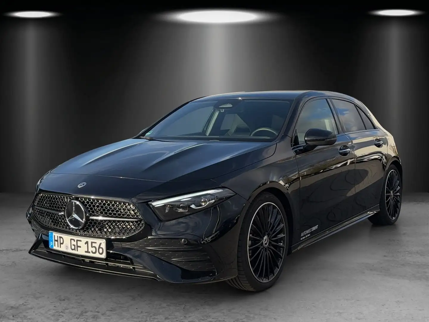 Mercedes-Benz A 200 AMG KeyGo MULTIBEAM 19" Kamera TOTWINKEL Schwarz - 1