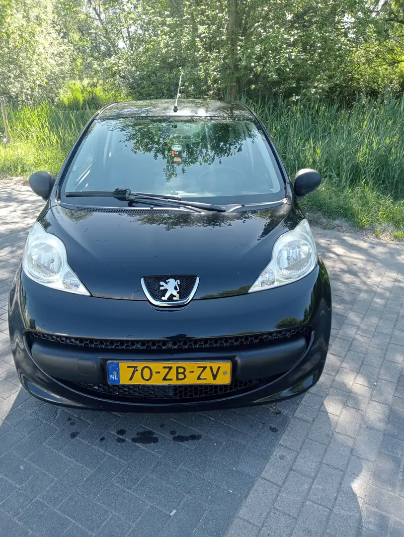 Peugeot 107 107 1.0-12V XR Fekete - 2