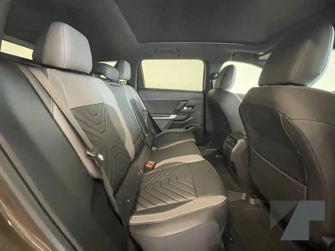 Jeep Compass 1.2 eDCT 107 kW First Edition, миниатюра 14