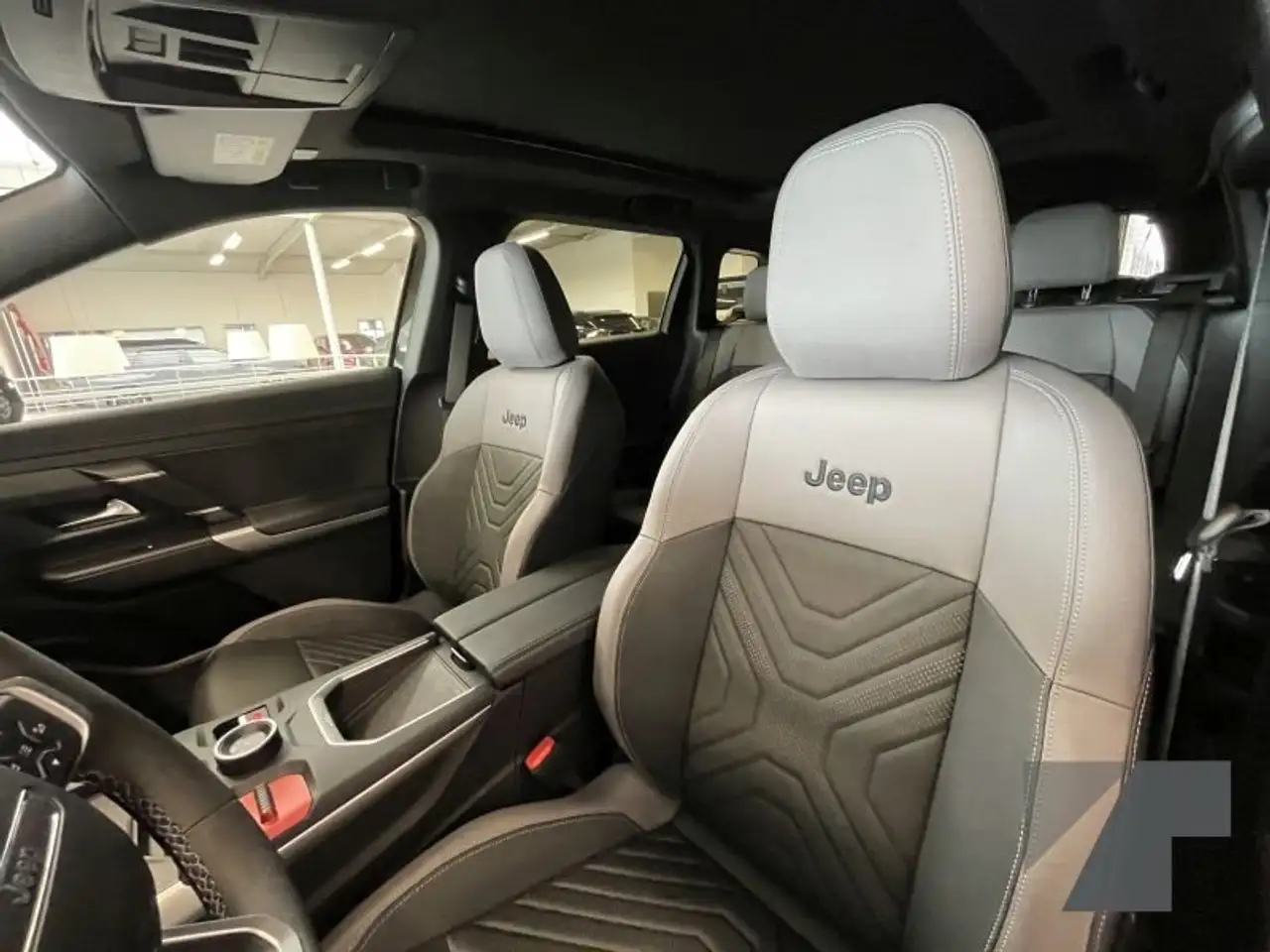 Jeep Compass 1.2 eDCT 107 kW First Edition, миниатюра 11