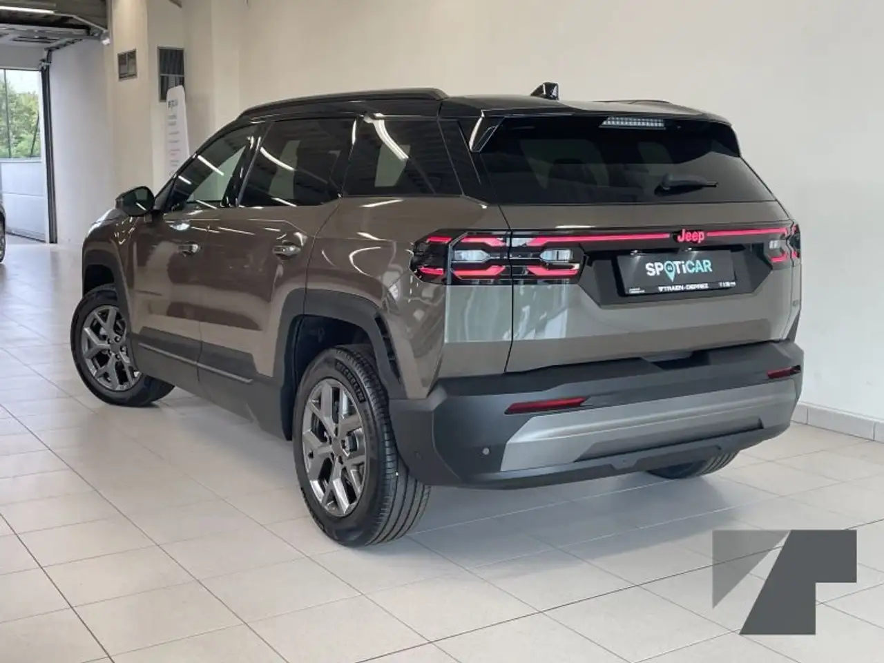 Jeep Compass 1.2 eDCT 107 kW First Edition, миниатюра 3