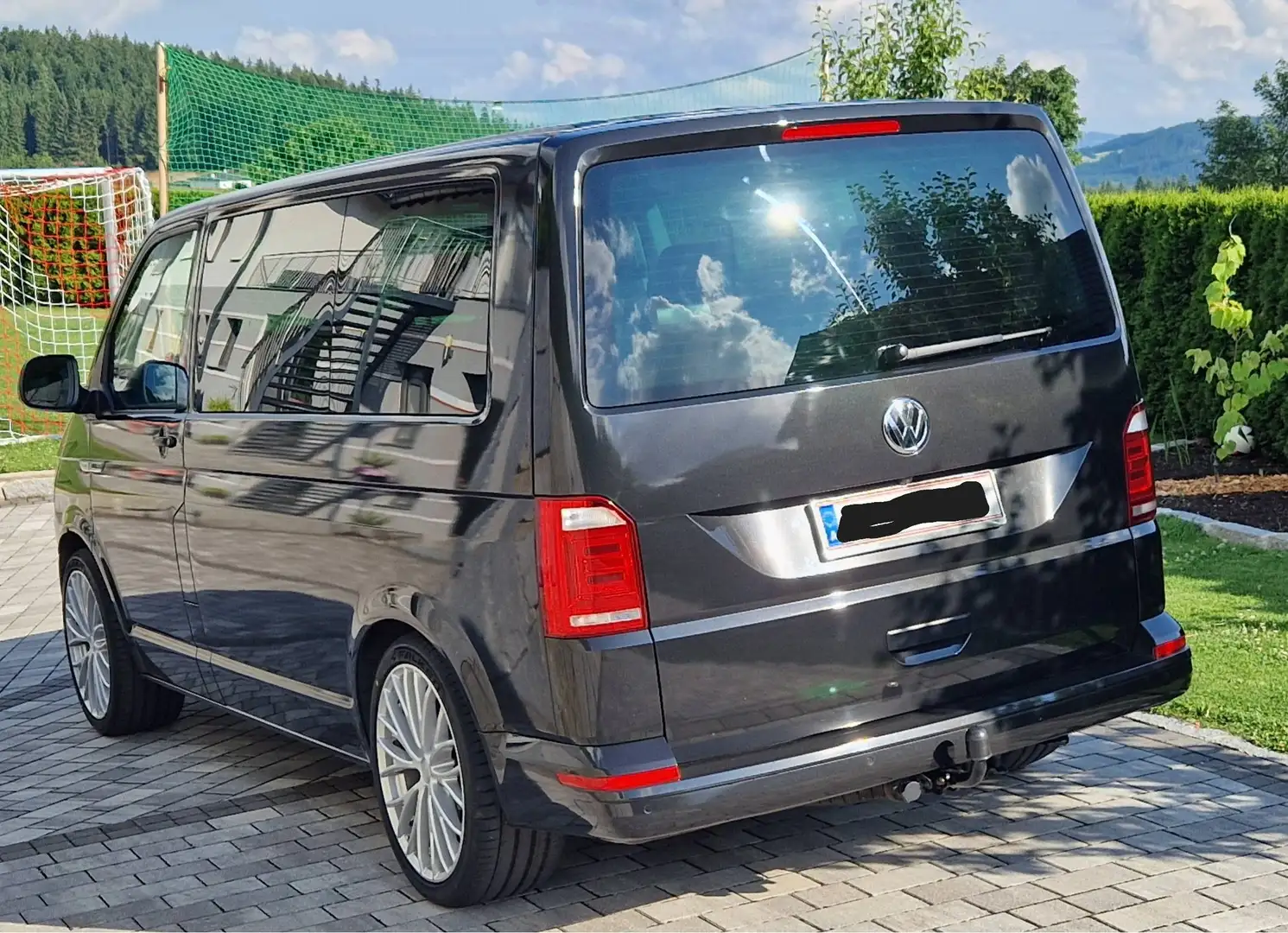 Volkswagen T6 Multivan Multivan Comfortline 2,0 TDI 4Motion BMT DSG Comfo Schwarz - 2