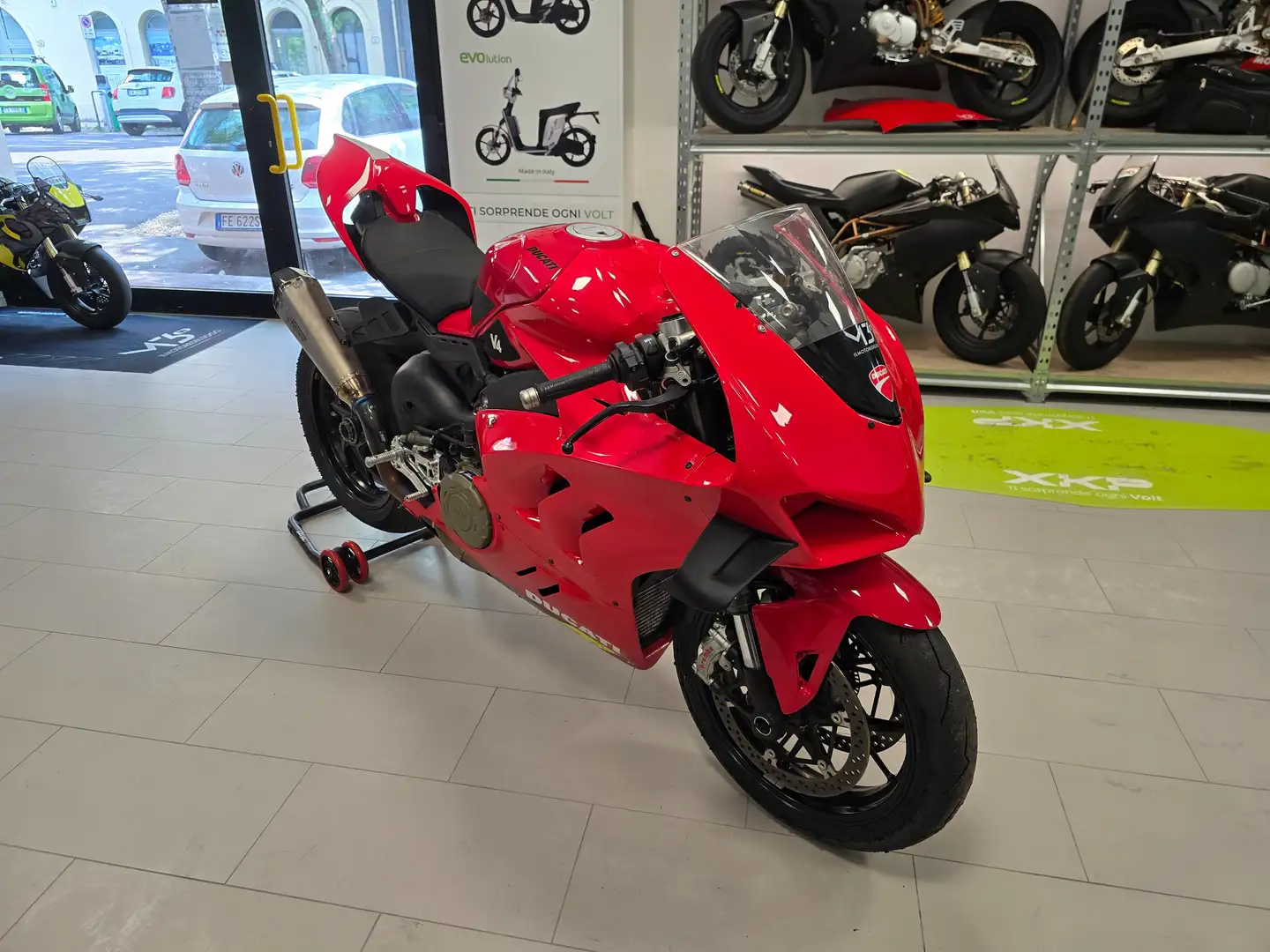 Ducati Panigale V4 pista Rot - 1