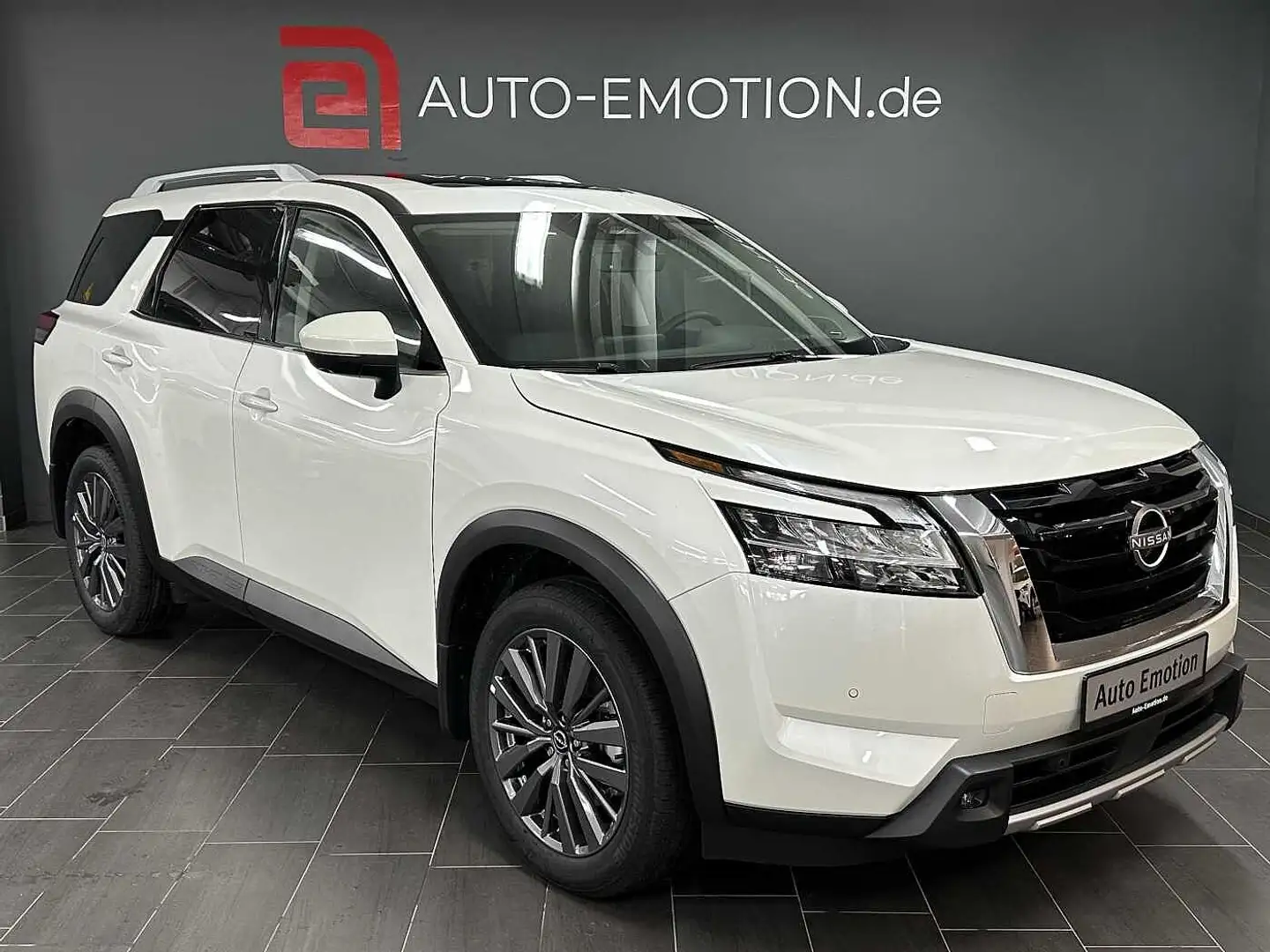 Nissan Pathfinder 3.5L V6 SL Premium / Tekna 4WD*NEUW.* Blanco - 2