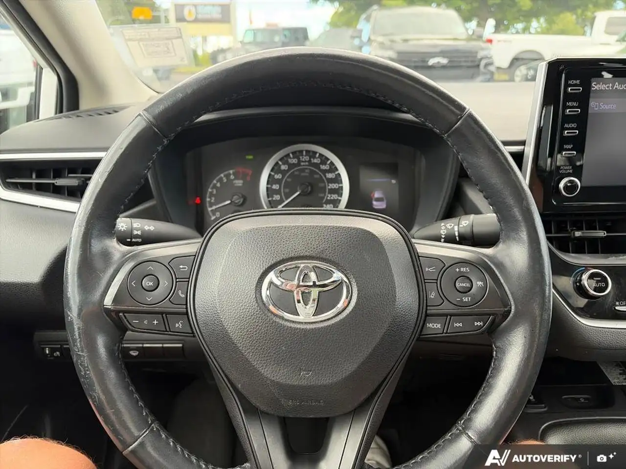Toyota Corolla снимка Toyota Corolla