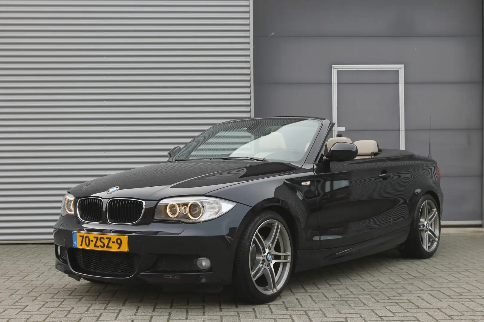 BMW 118 1-serie Cabrio 118i M Sport Edition I Aut. I Navi Zwart - 1