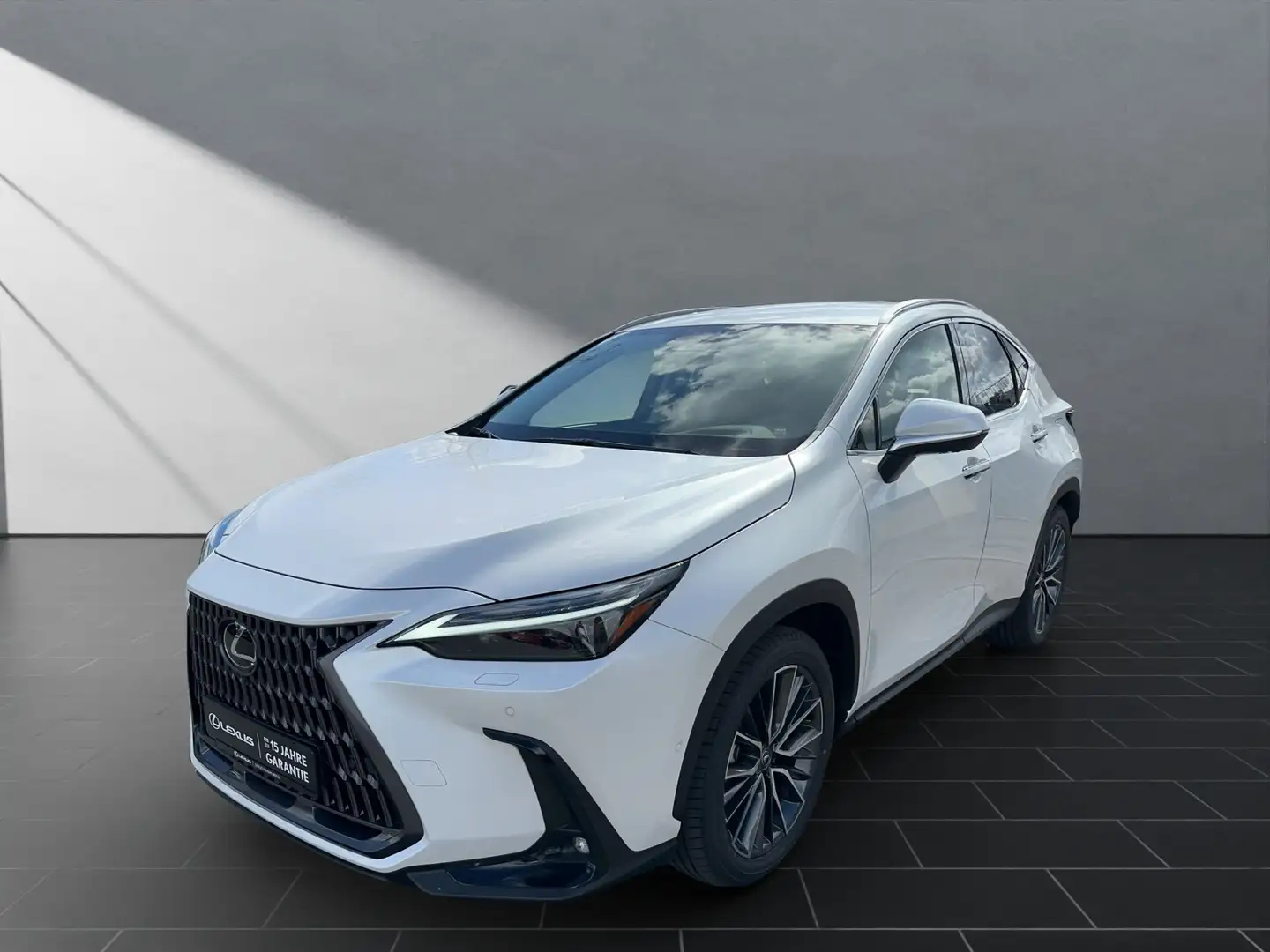 Lexus NX 450h+ + LUXURY Mark Levinson Blanc - 1