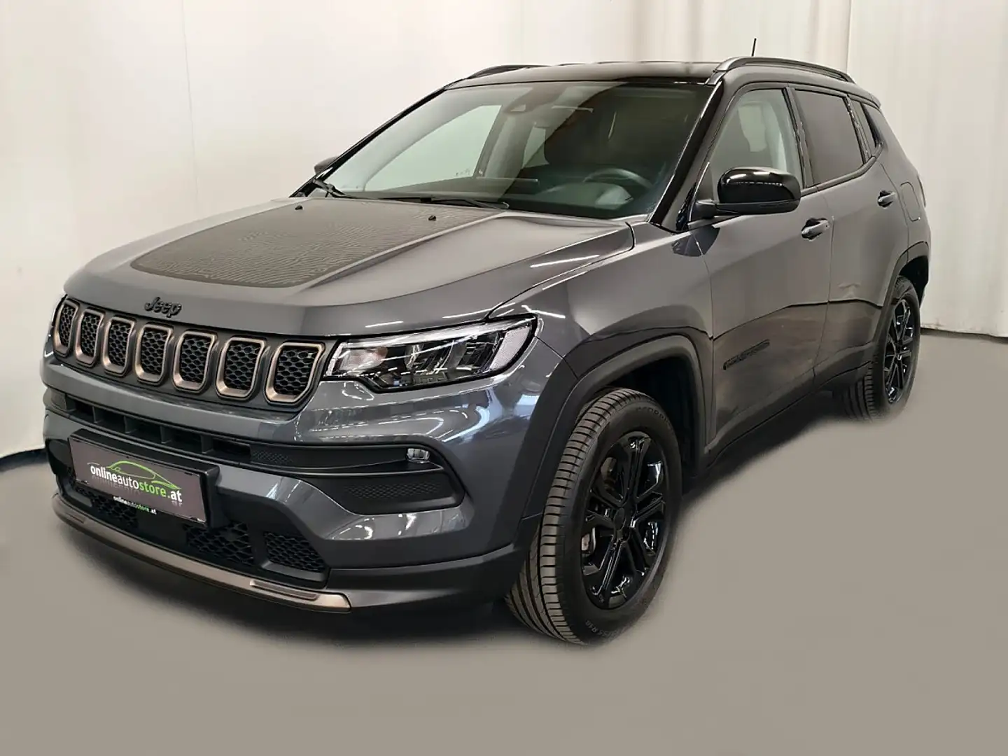 Jeep Compass Upland PHEV 240 PS Aut. 4xe Grau - 1
