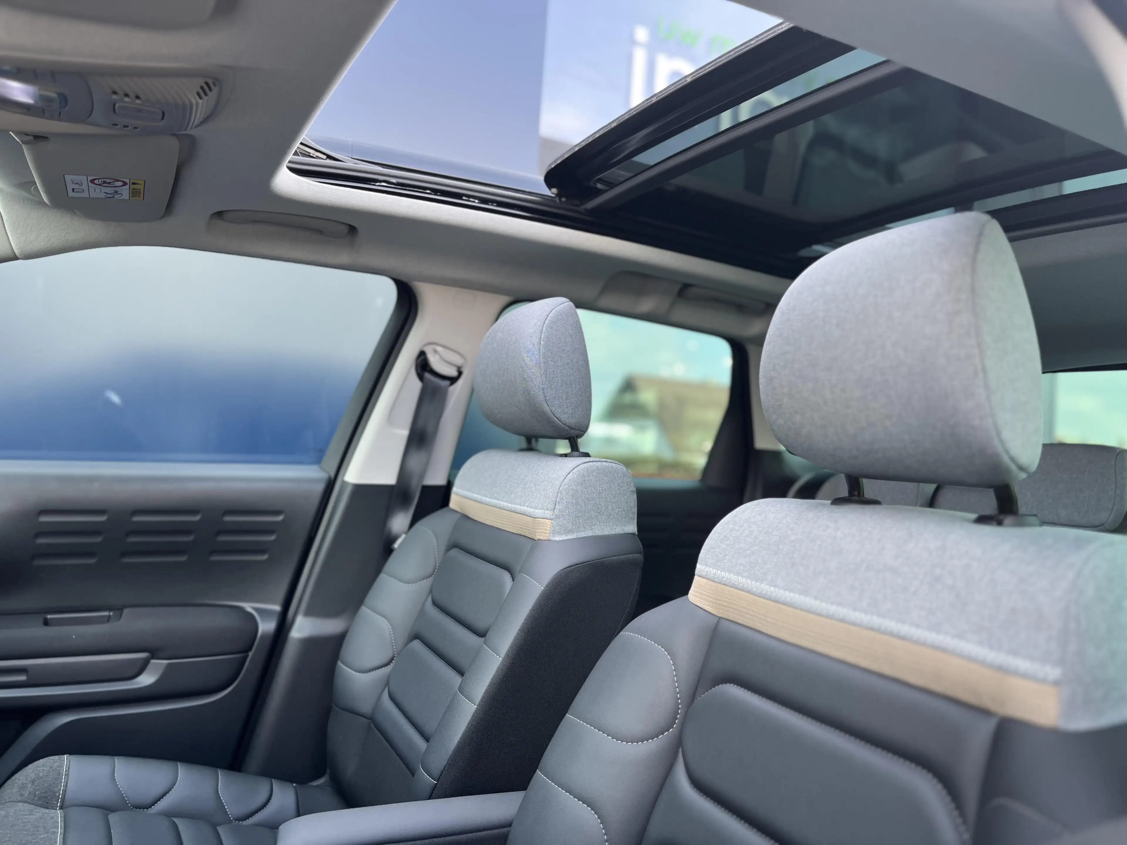 Citroen C3 Aircross 1.2i Max 110PK - SCHUIFDAK + TREKHAAK — photo 11