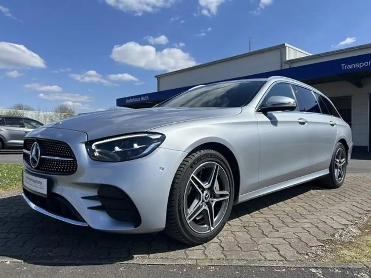 Mercedes-Benz E 300 E -Klasse 300 de AMG AHK LED 360 MBUX NAVI AMBIENT Silber - 1