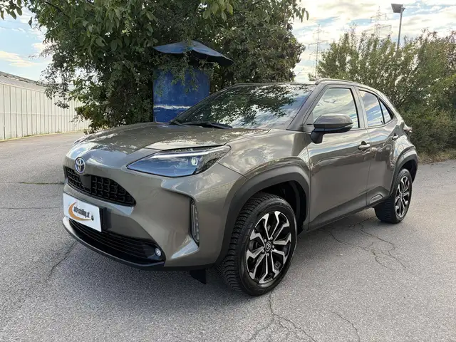 Toyota Yaris Cross view 4