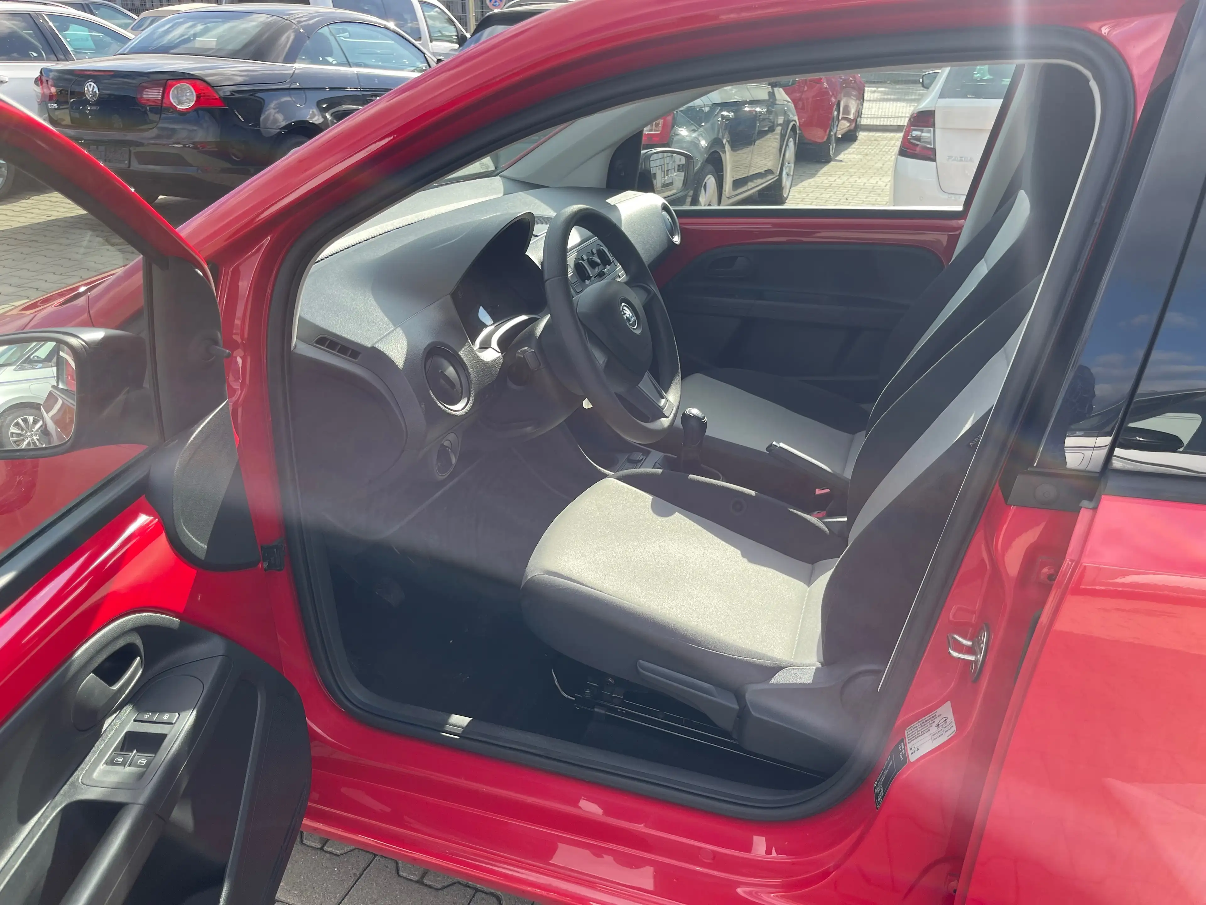 Skoda Citigo Citigo Klima Allwetterreifen 1. Hand — photo 12