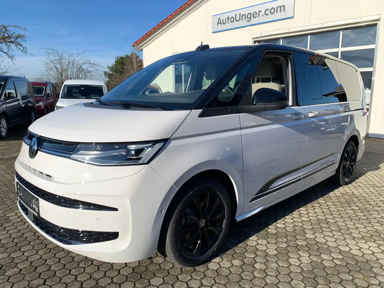 Volkswagen T7 Multivan Edition 4Motion eHybrid Lang LÜ ArtVelours AHK Eas