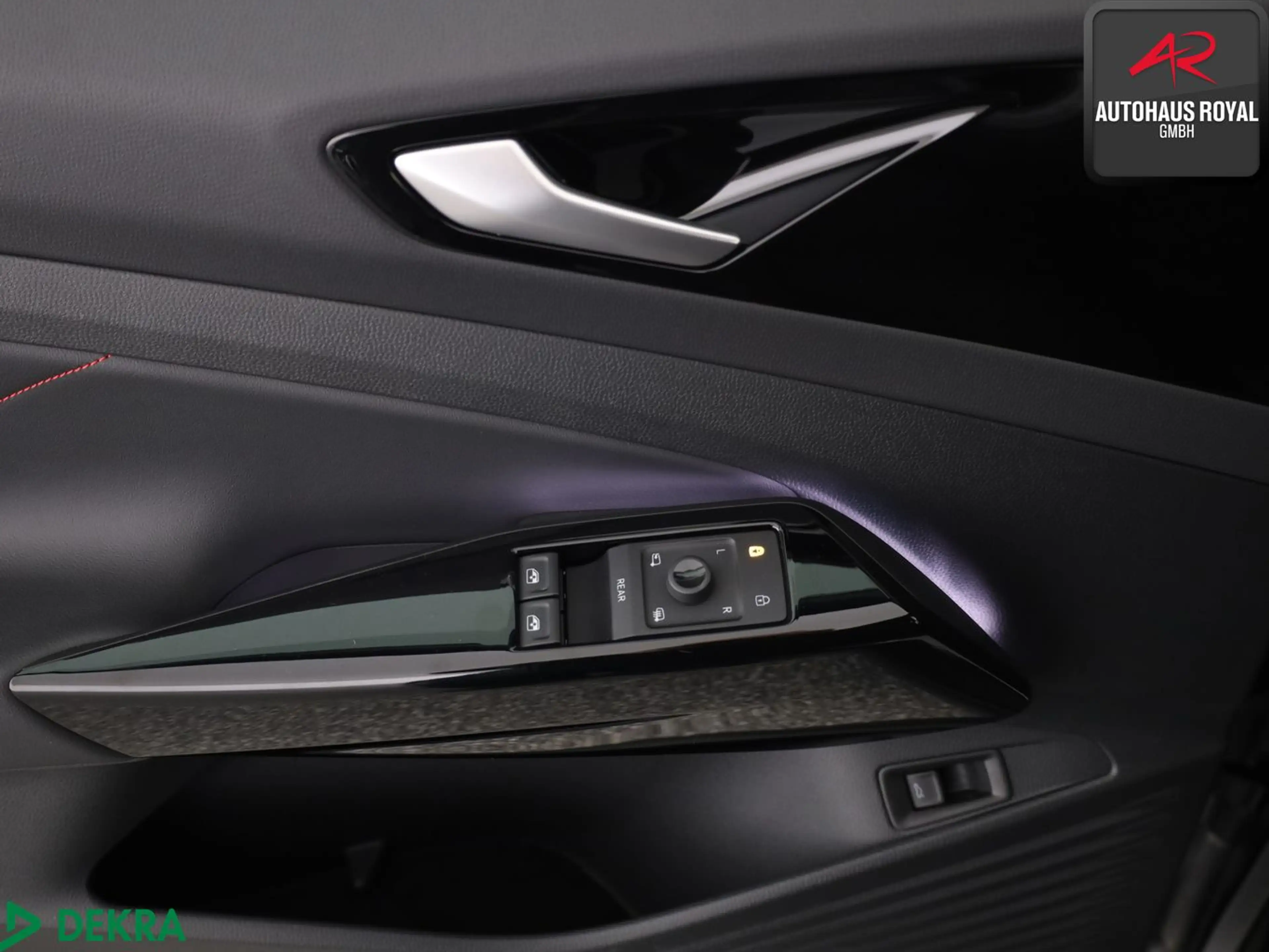 Volkswagen ID.4 GTX 4M HEADUP,360GRAD,ACC,KEYLESS,MATRIX,SH — photo 14