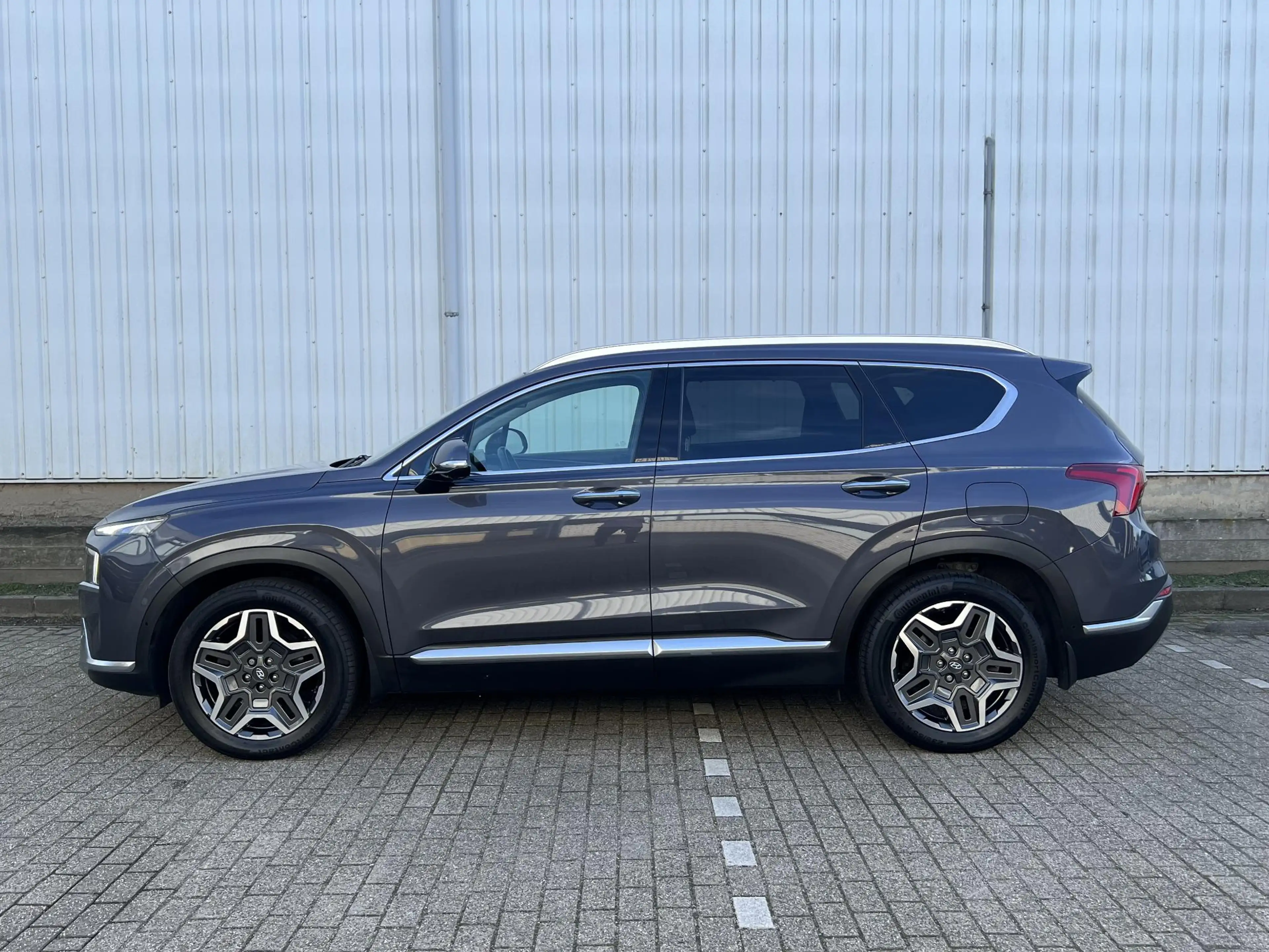 Hyundai SANTA FE 1.6 T-GDI PHEV Premium Sky 7p. Leder / panoramadak — photo 2