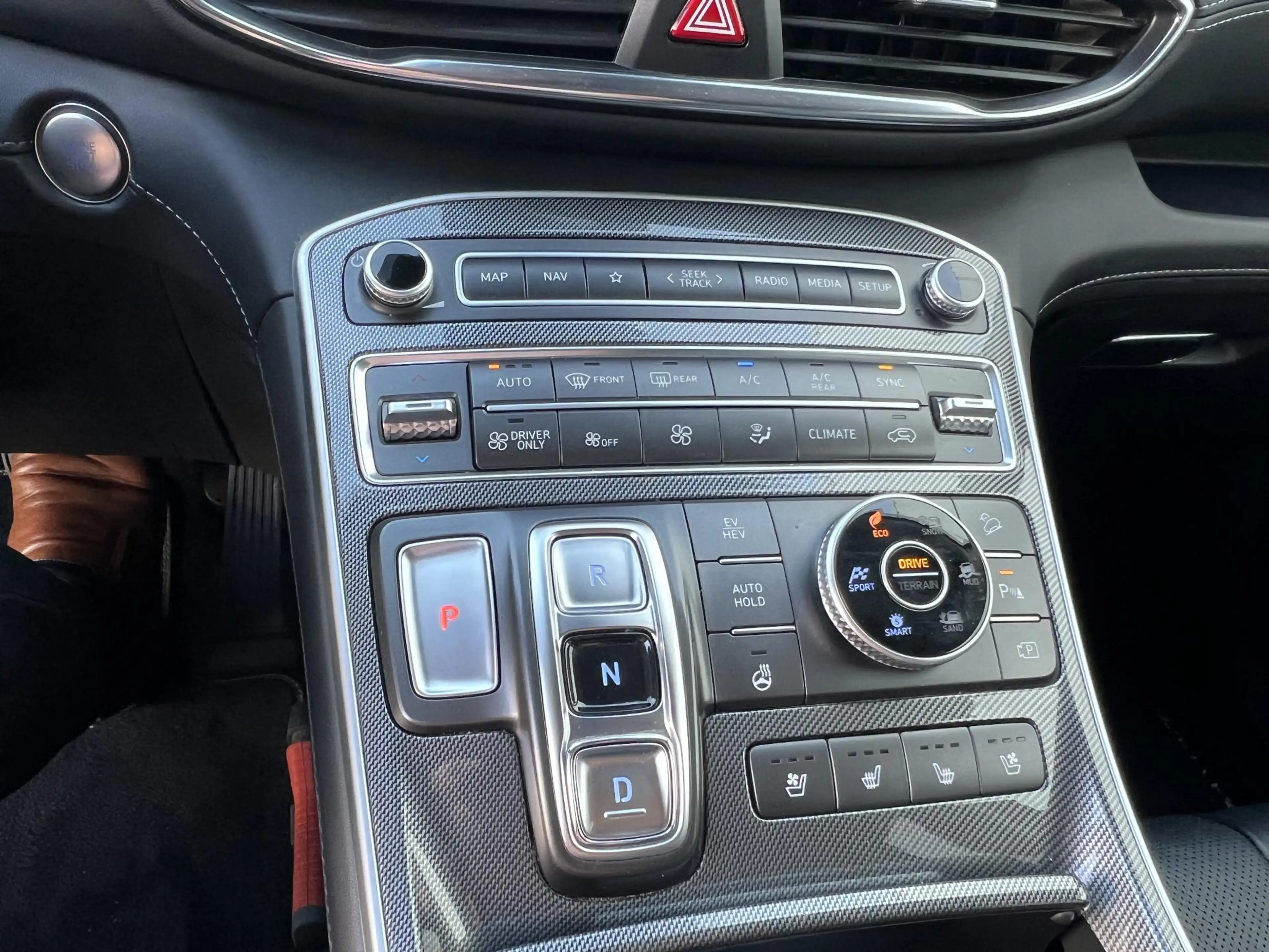 Hyundai SANTA FE 1.6 T-GDI PHEV Premium Sky 7p. Leder / panoramadak — photo 14