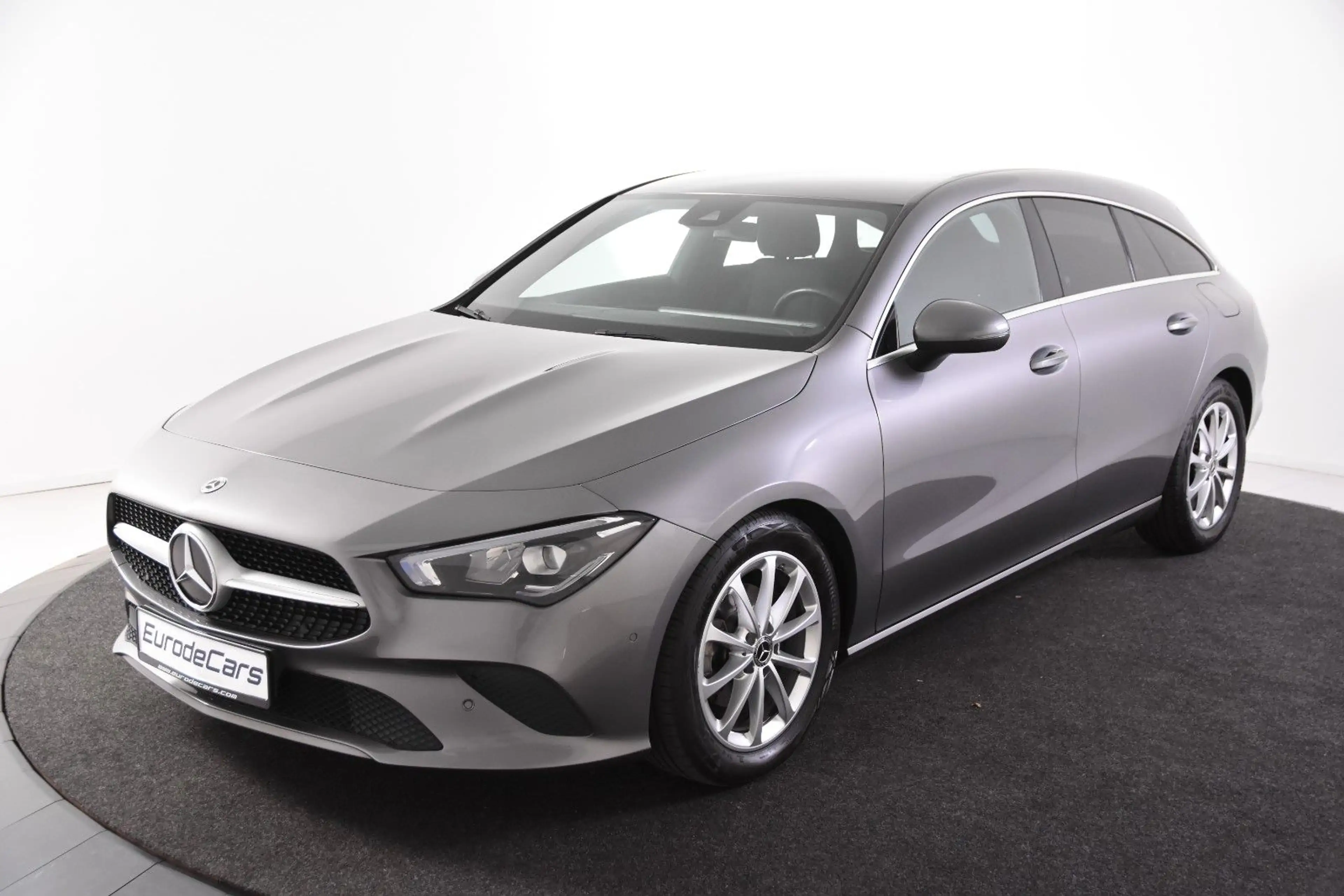 Mercedes-Benz CLA 180 *1.Hand*Navi*SHZ*EHK*Carplay* — photo 4