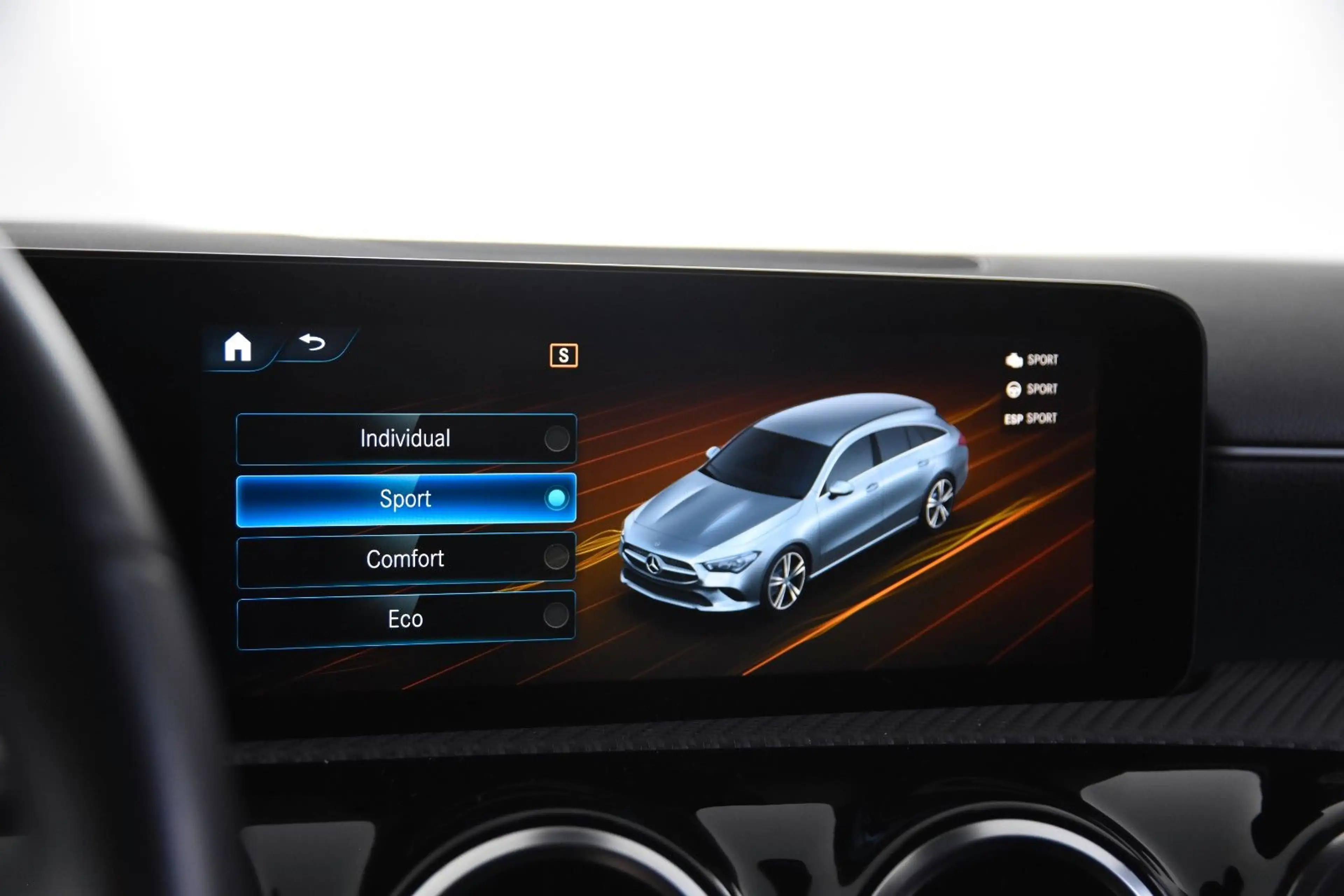 Mercedes-Benz CLA 180 *1.Hand*Navi*SHZ*EHK*Carplay* — photo 15
