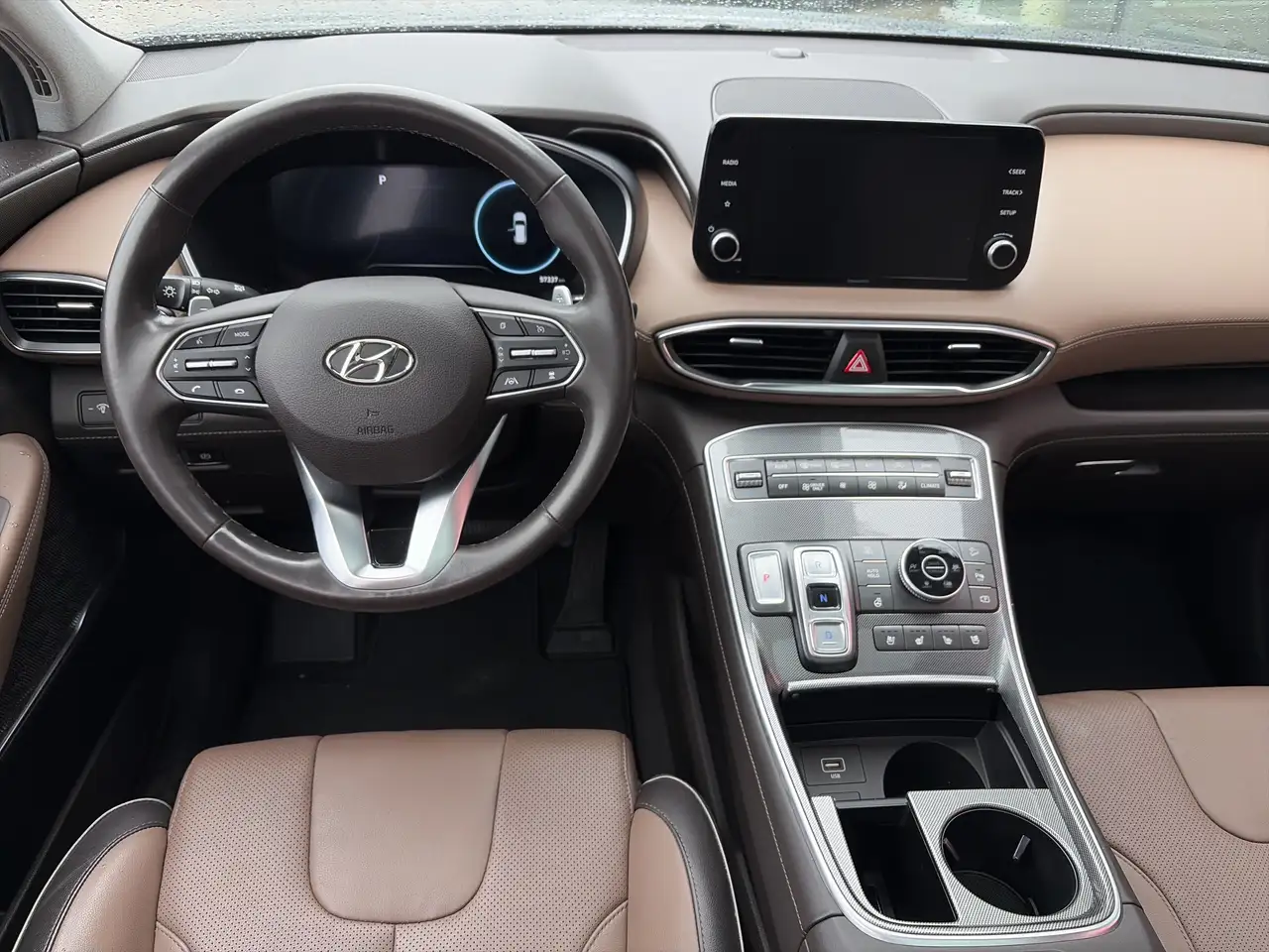 Hyundai SANTA FE снимка Hyundai SANTA FE