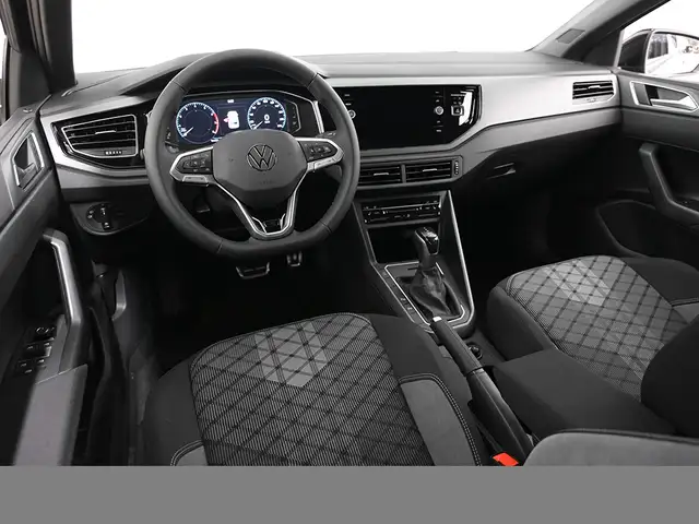 Volkswagen Polo view 14