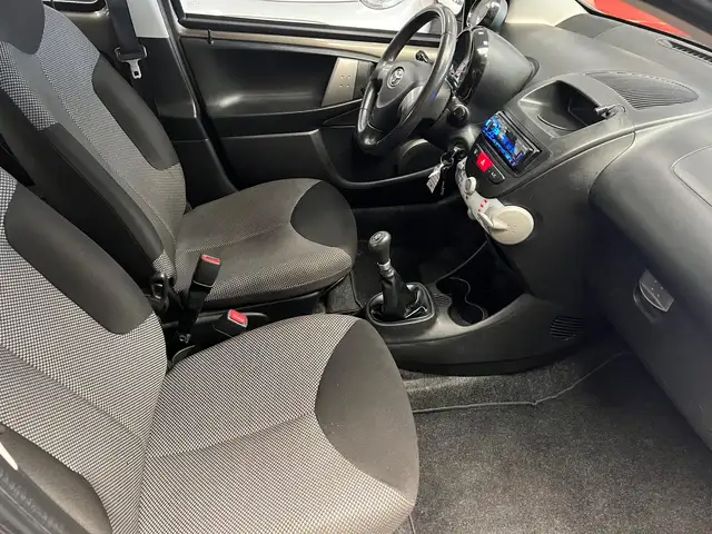 Toyota Aygo view 21