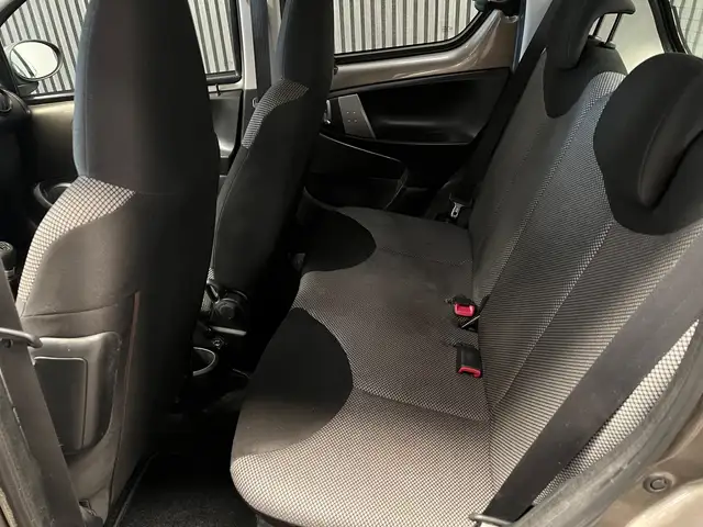 Toyota Aygo view 18