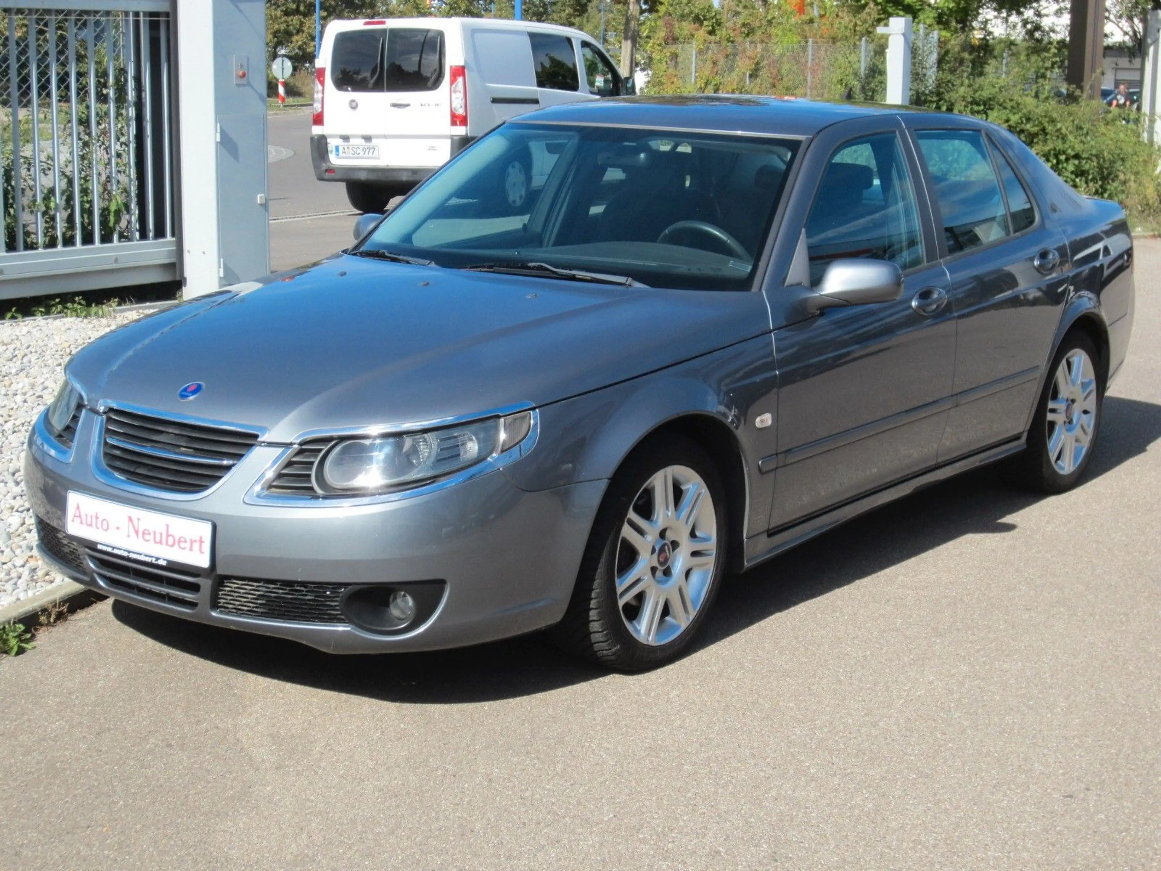 Saab 9-5 2.0t Vector — photo 2