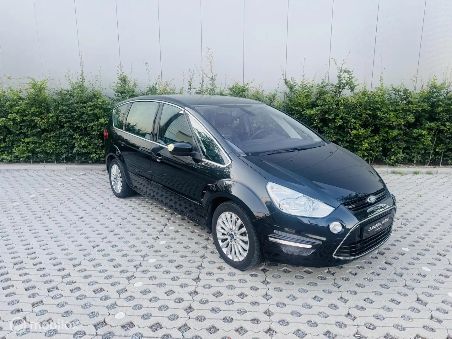 Ford S-Max 2.0 EcoBoost Titanium Leer Automaat Navigatie Noir - 2
