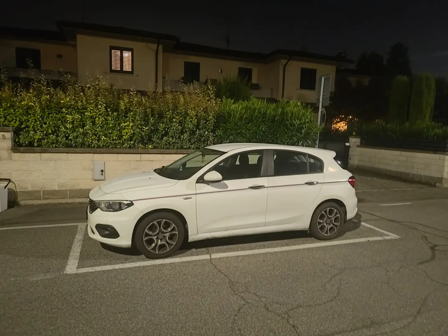 Fiat Tipo Tipo 5 porte II 2016 5p 1.4 Easy 95cv Bianco - 1