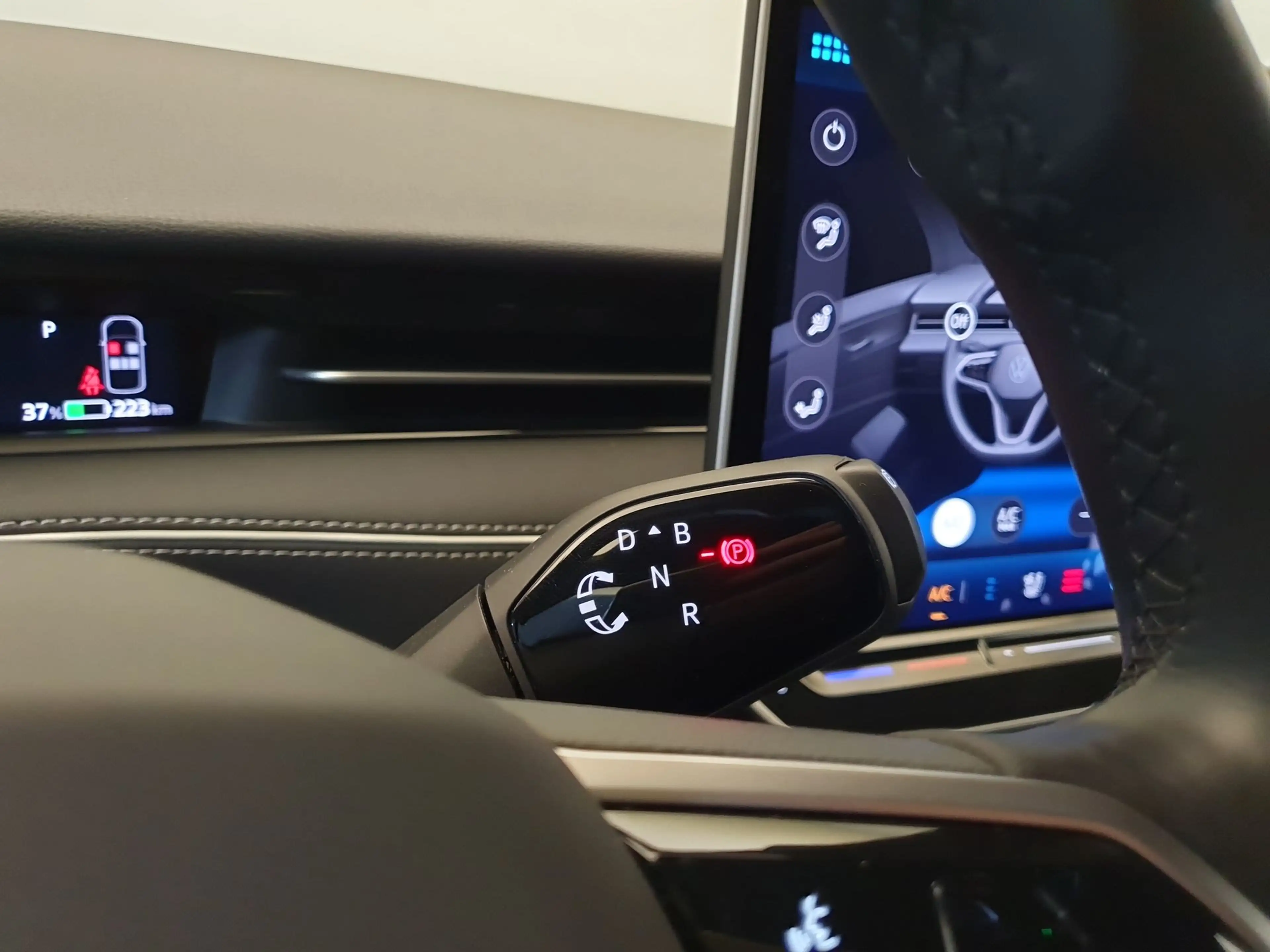 Volkswagen ID.7 Tourer Pro S 86 kWh 286pk Wegklapbare trekhaak, Ha — photo 17