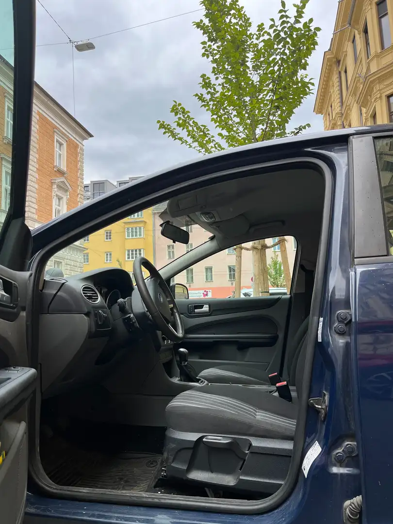 Ford Focus Focus Traveller Trend 1,6 TDCi Trend Blau - 2