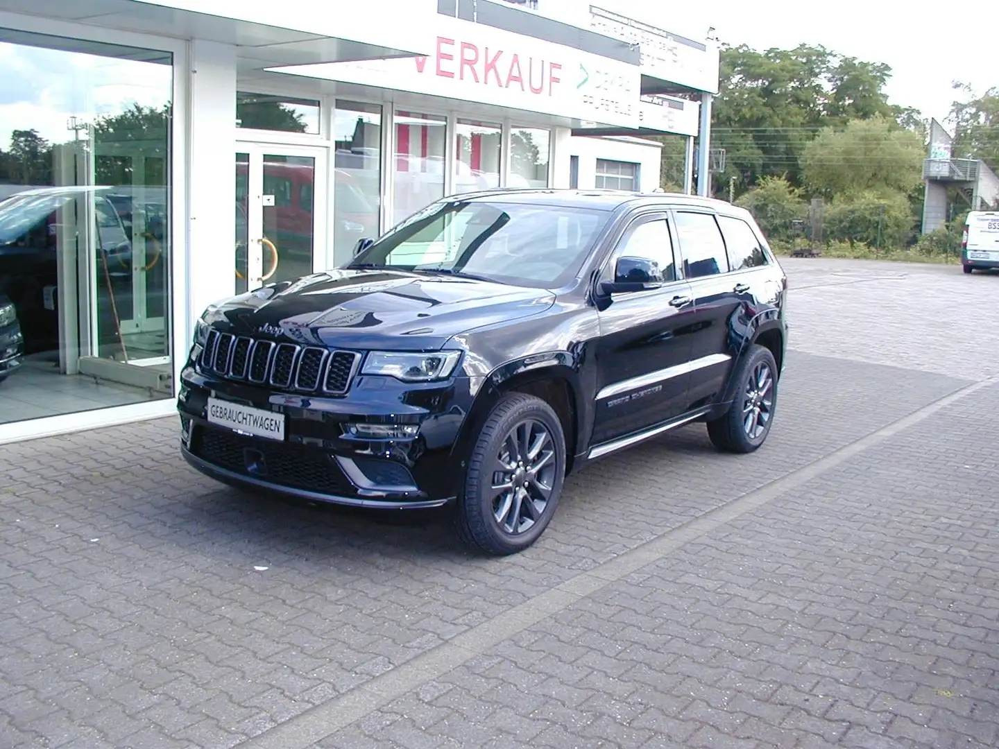 Jeep Grand Cherokee 3.0l V6 MultiJet 184kW SAutomatik Schwarz - 1