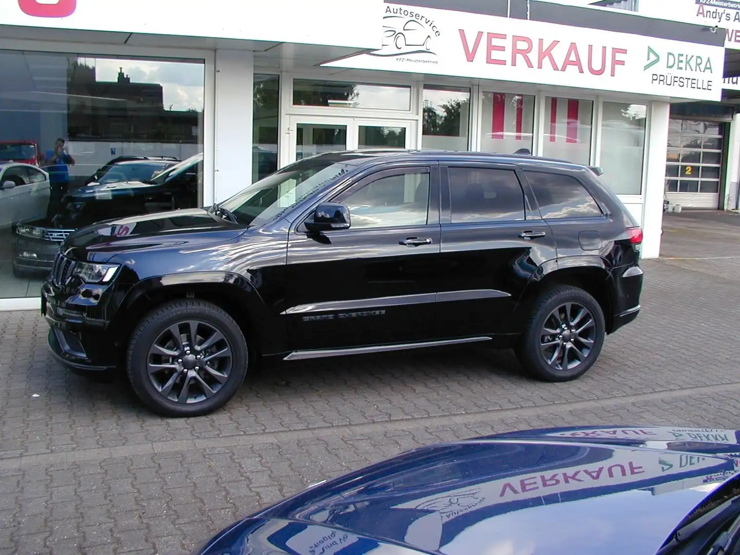 Jeep Grand Cherokee 3.0l V6 MultiJet 184kW SAutomatik Schwarz - 2