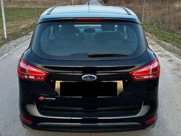B-Max 1.4i Champions Edition