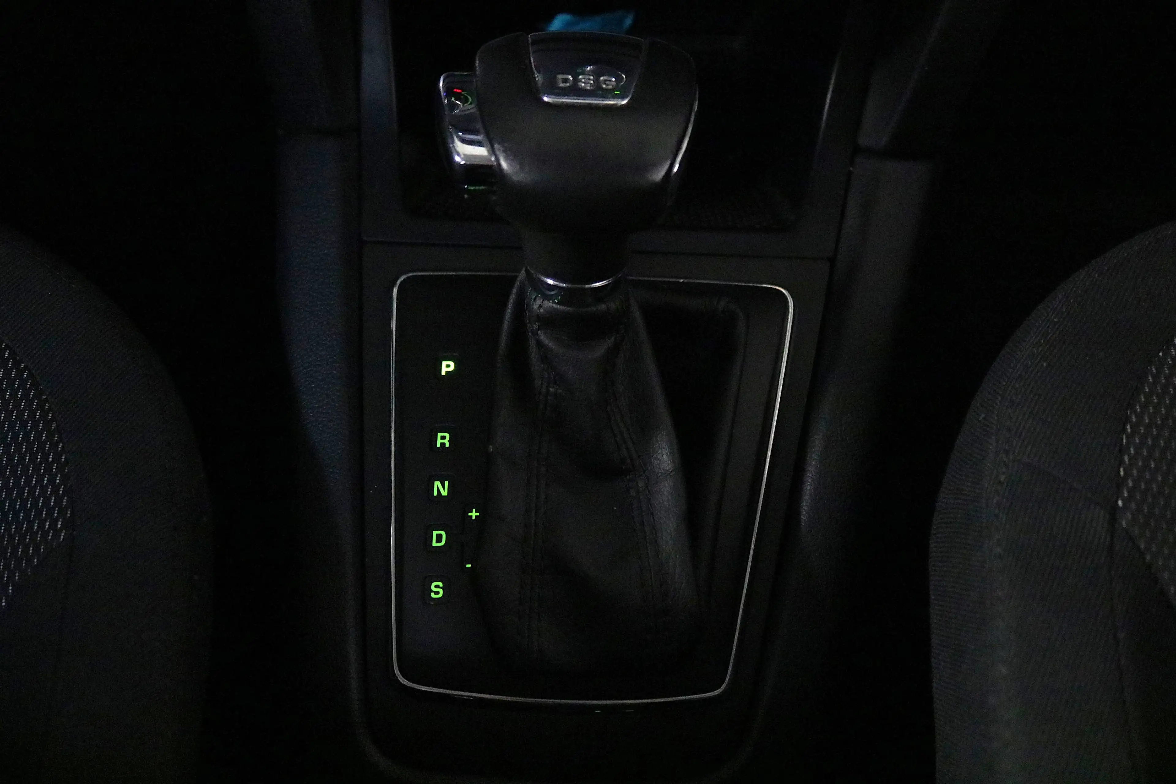 Skoda Yeti Ambition*PDC*AHK*KLIMA*Bluetooth*8FachBereift*u.v.m — photo 15