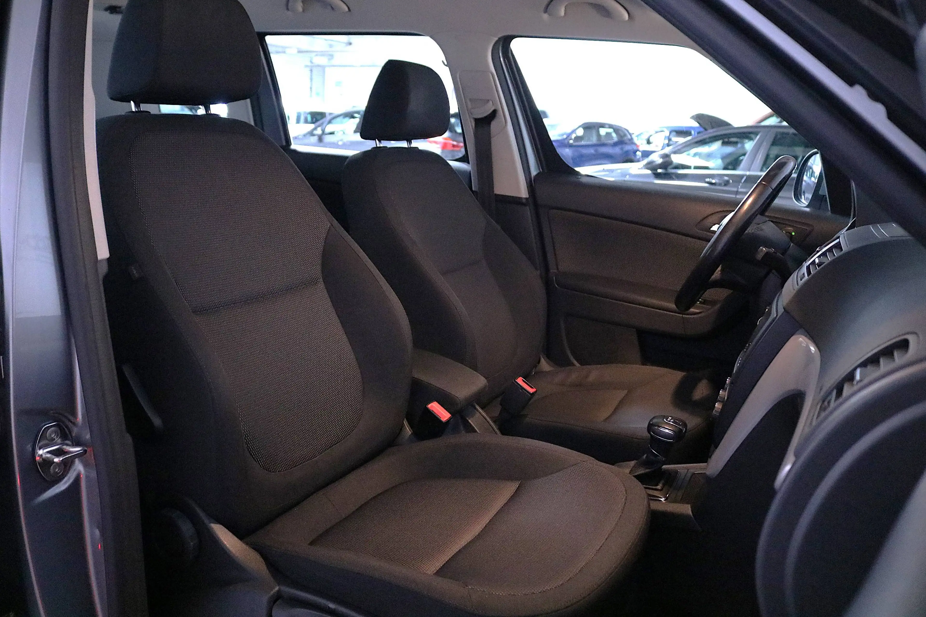 Skoda Yeti Ambition*PDC*AHK*KLIMA*Bluetooth*8FachBereift*u.v.m — photo 10