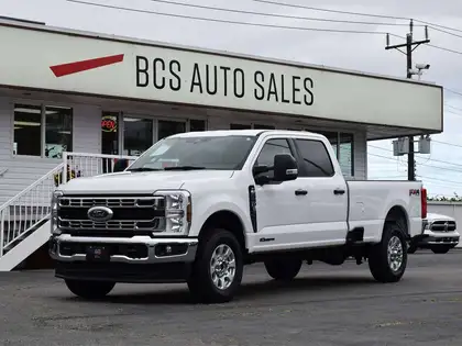  2024 Ford F-350 Super Duty XLT Crew Cab LB 4WD   