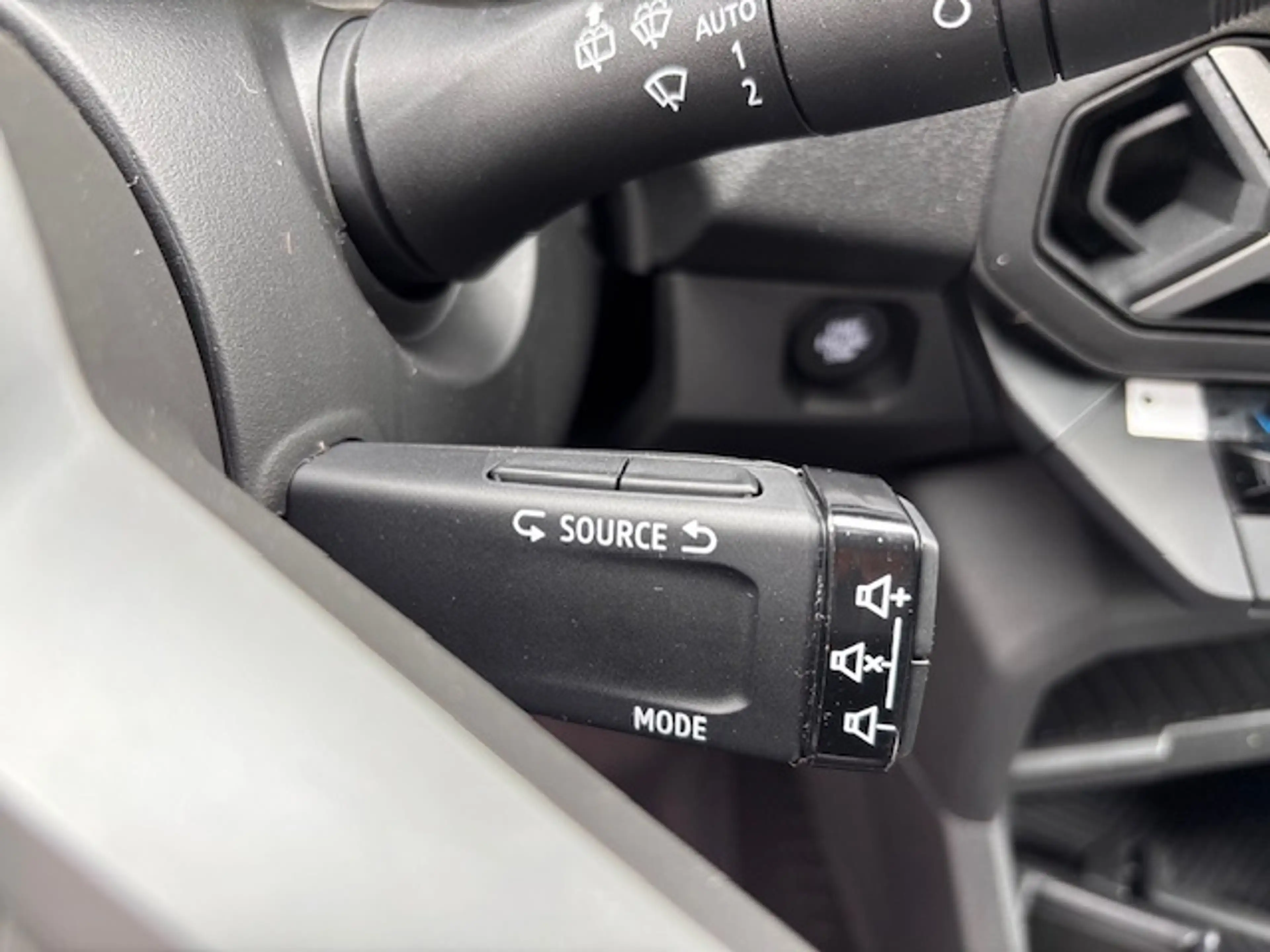 Dacia Bigster Journey hybrid 155 sofort verfügbar — photo 12