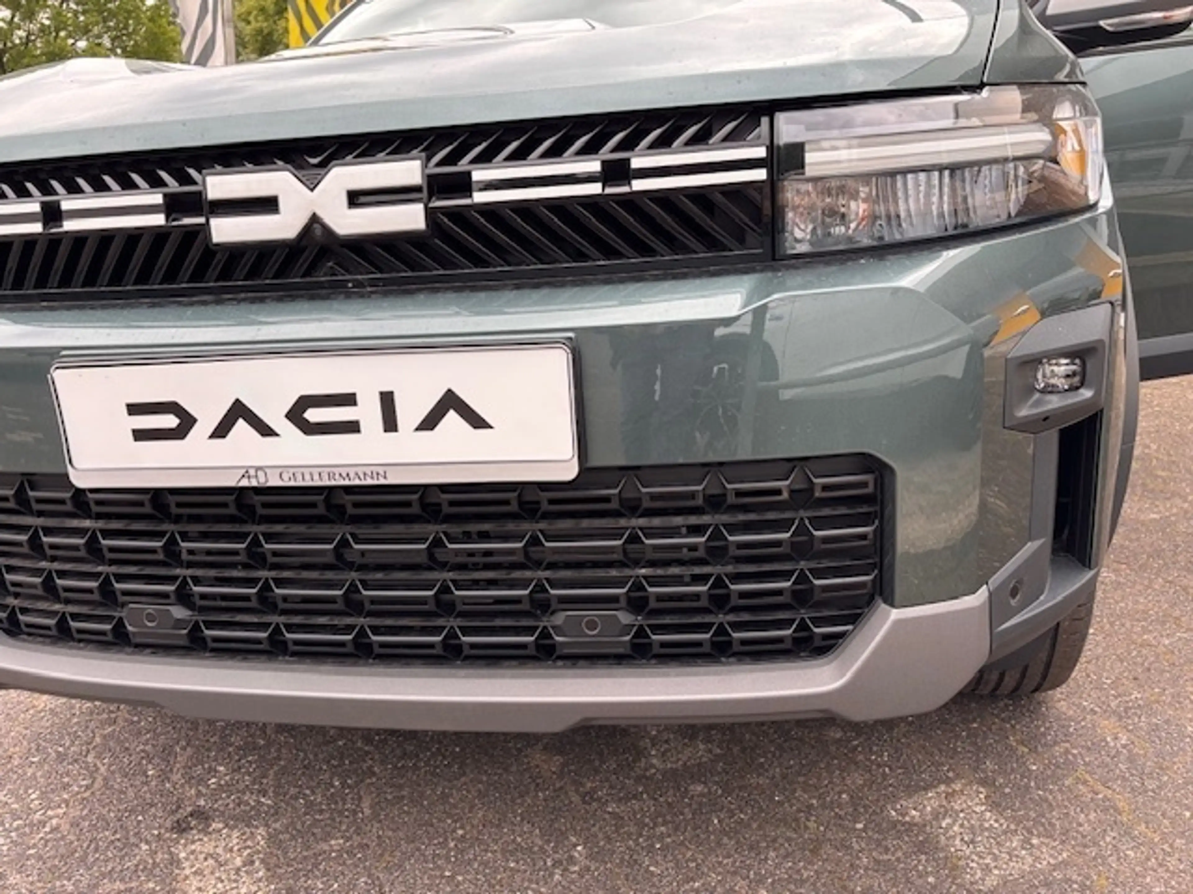 Dacia Bigster Journey hybrid 155 sofort verfügbar — photo 16