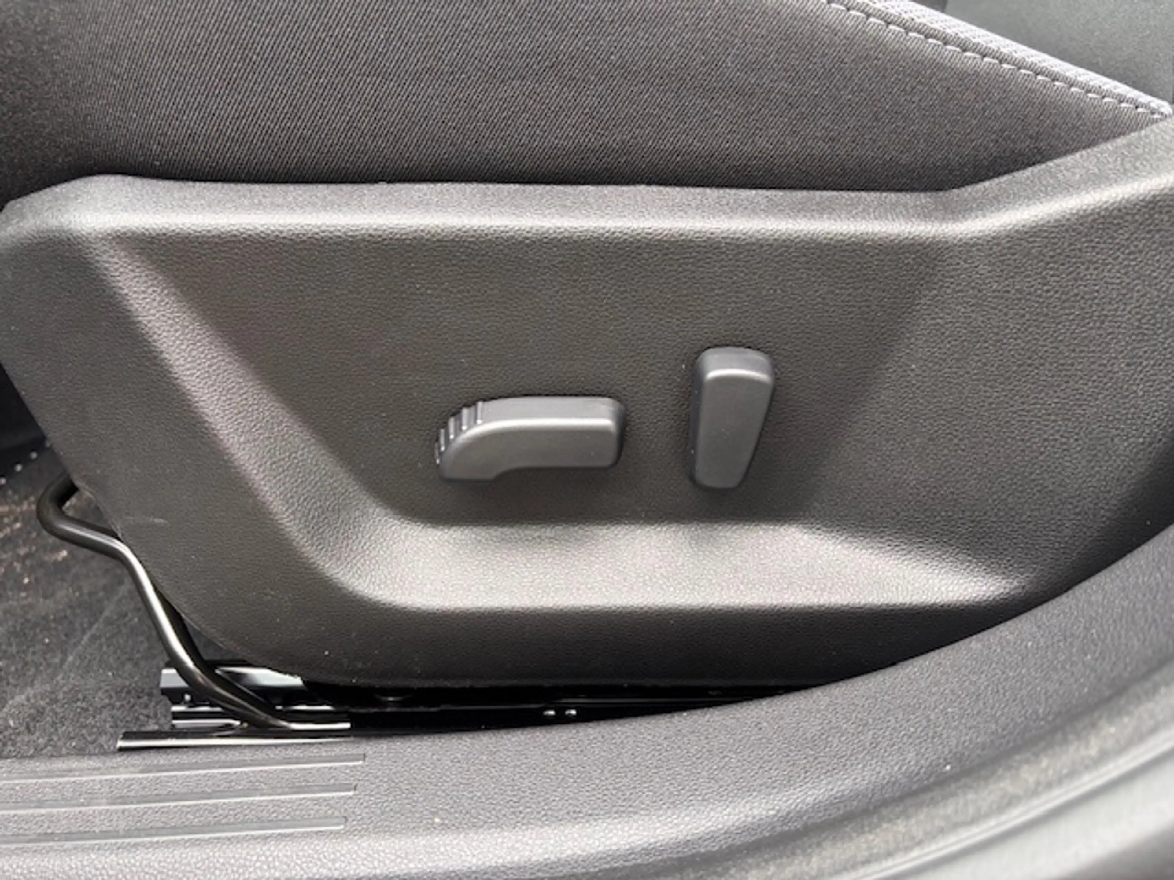 Dacia Bigster Journey hybrid 155 sofort verfügbar — photo 20