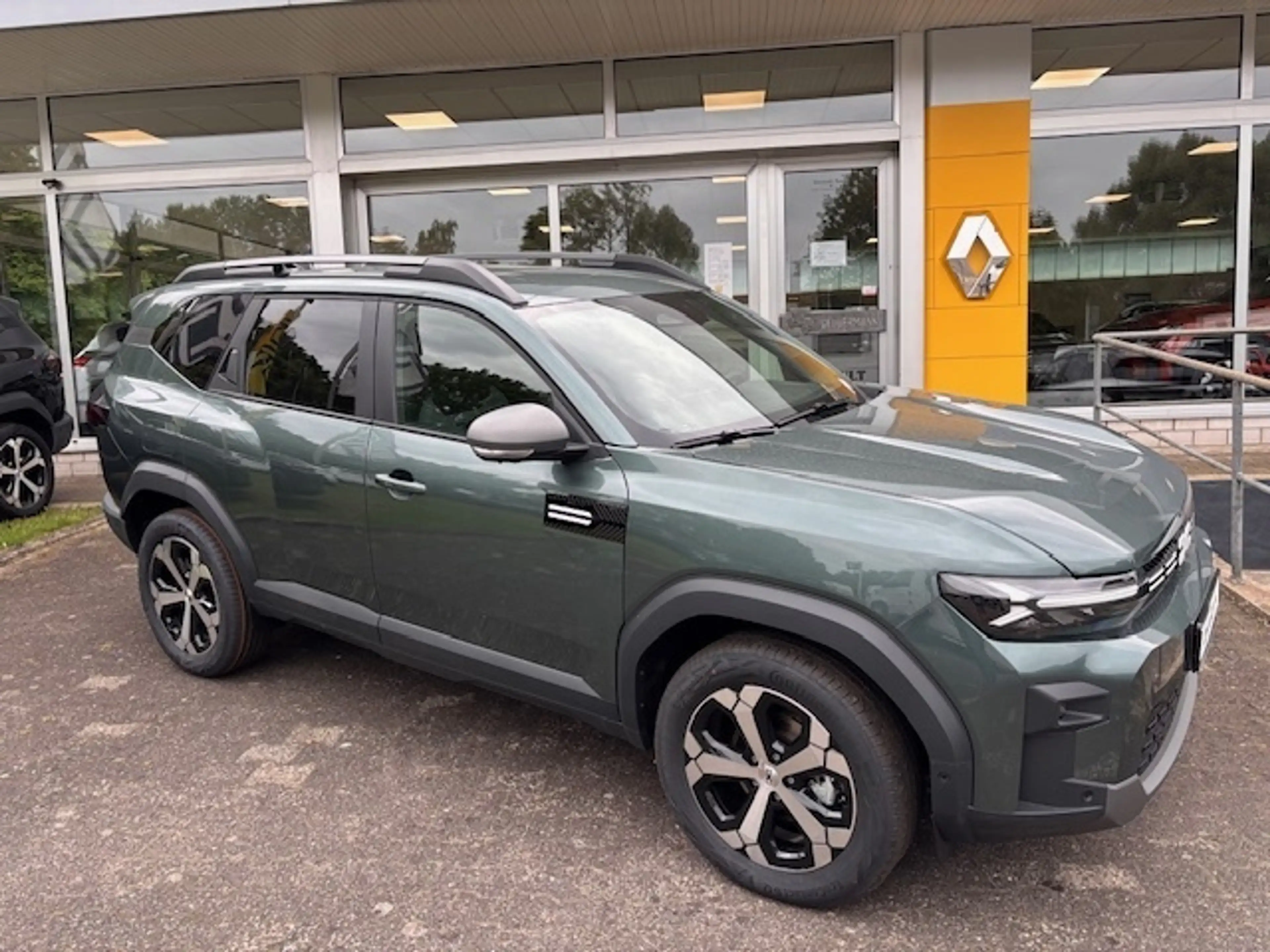 Dacia Bigster Journey hybrid 155 sofort verfügbar