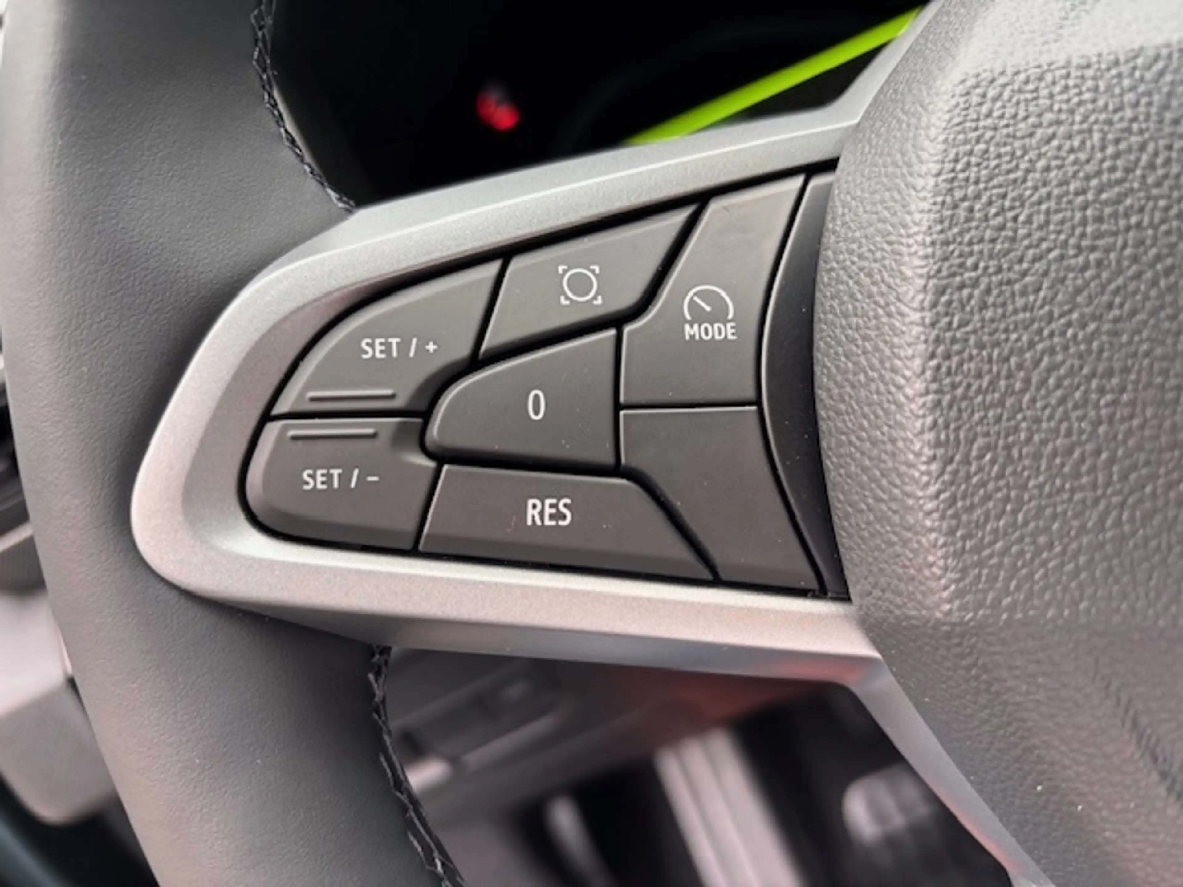Dacia Bigster Journey hybrid 155 sofort verfügbar — photo 10