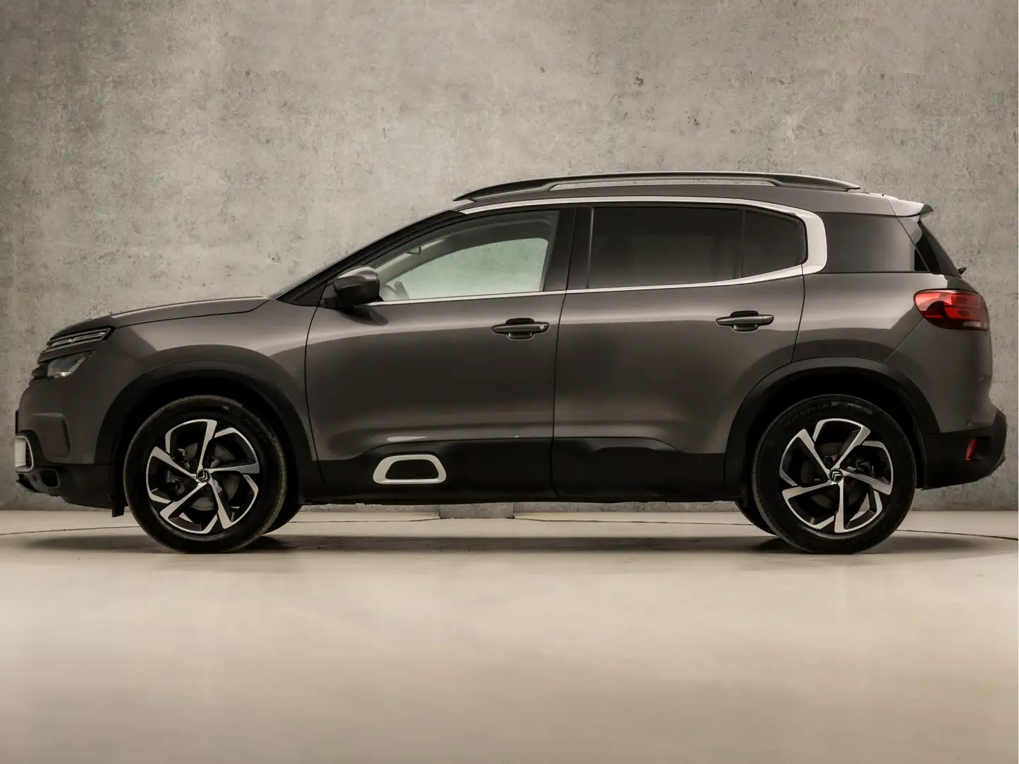 Citroen C5 Aircross 1.2 PureTech Sport Automaat (VIRTUAL COCKPIT, APPL Grijs - 2