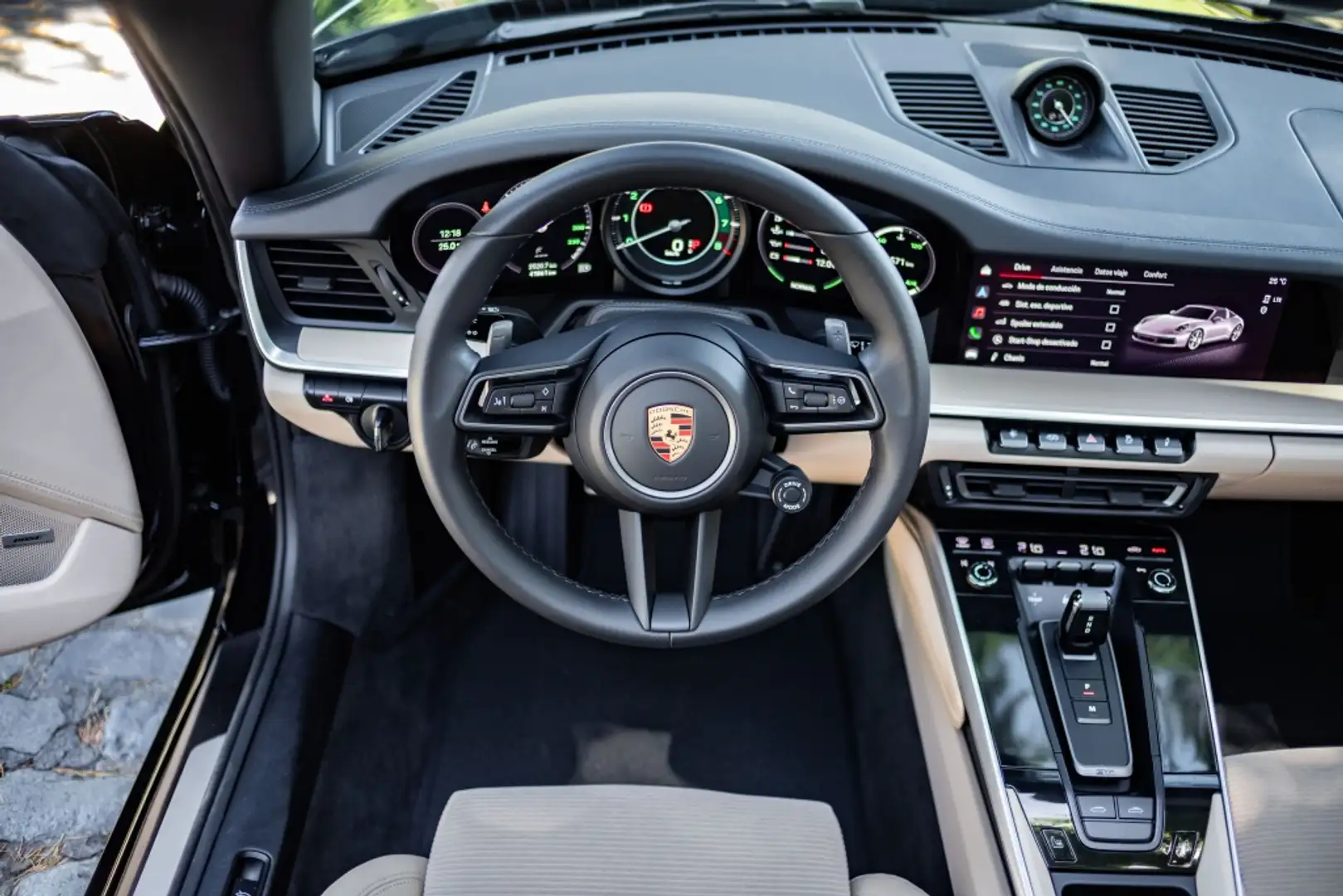 Porsche 992 Targa 4 PDK Negro - 2