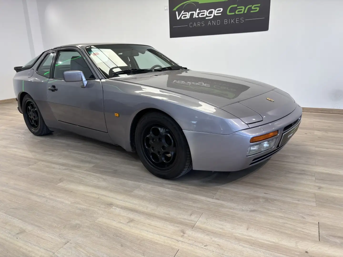 Porsche 944 Deportivo Manual de 3 Puertas Gris - 2