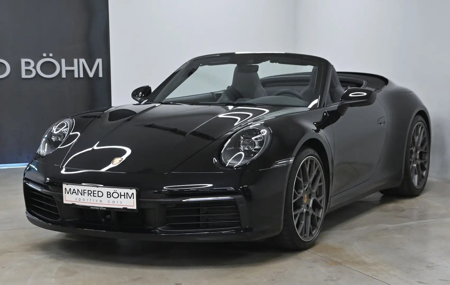 Porsche 992 911 Carrera 4S Cabrio PDK Modell 992 Zwart - 1