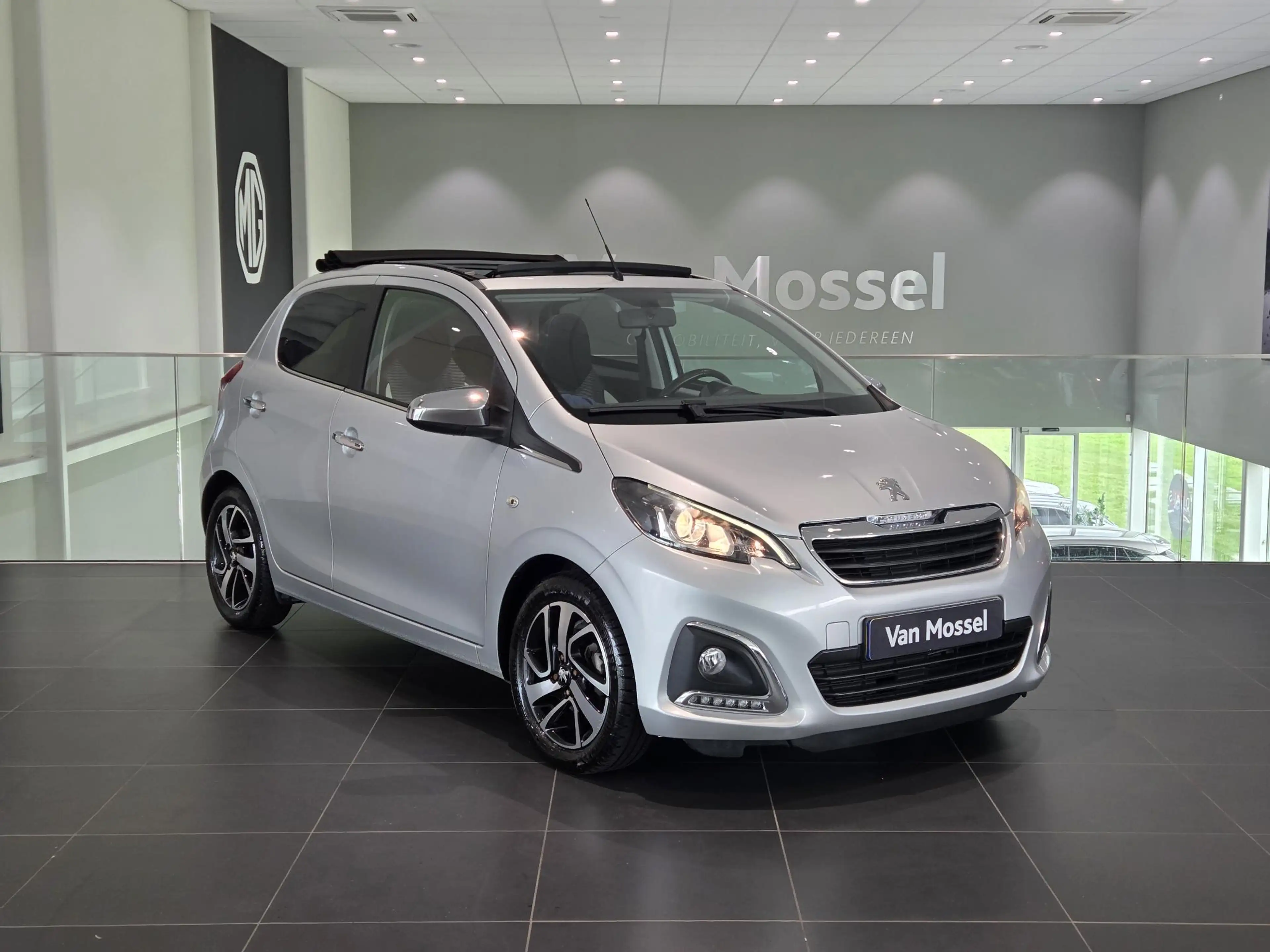Peugeot 108 1.2 Puretech Allure TOP! | Cabrio | Camera | Uniek — photo 7
