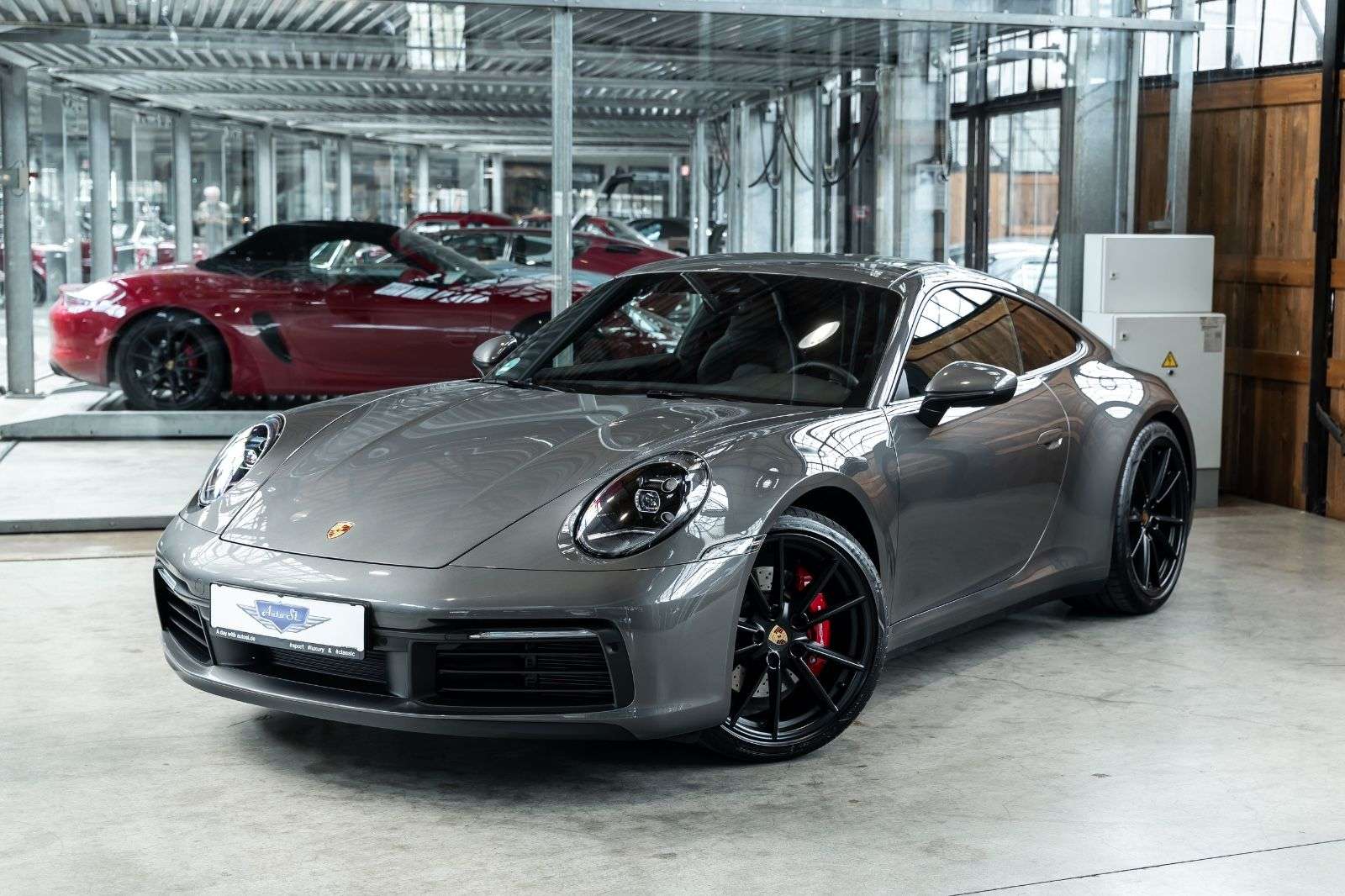 Second hand Porsche 911 